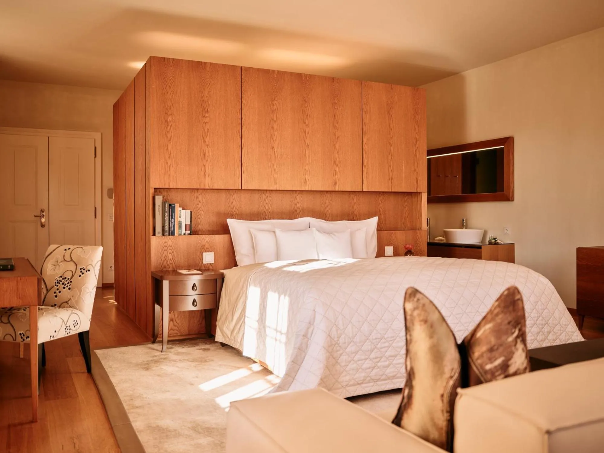 Bedroom, Bed in TAUROA Hofwirt