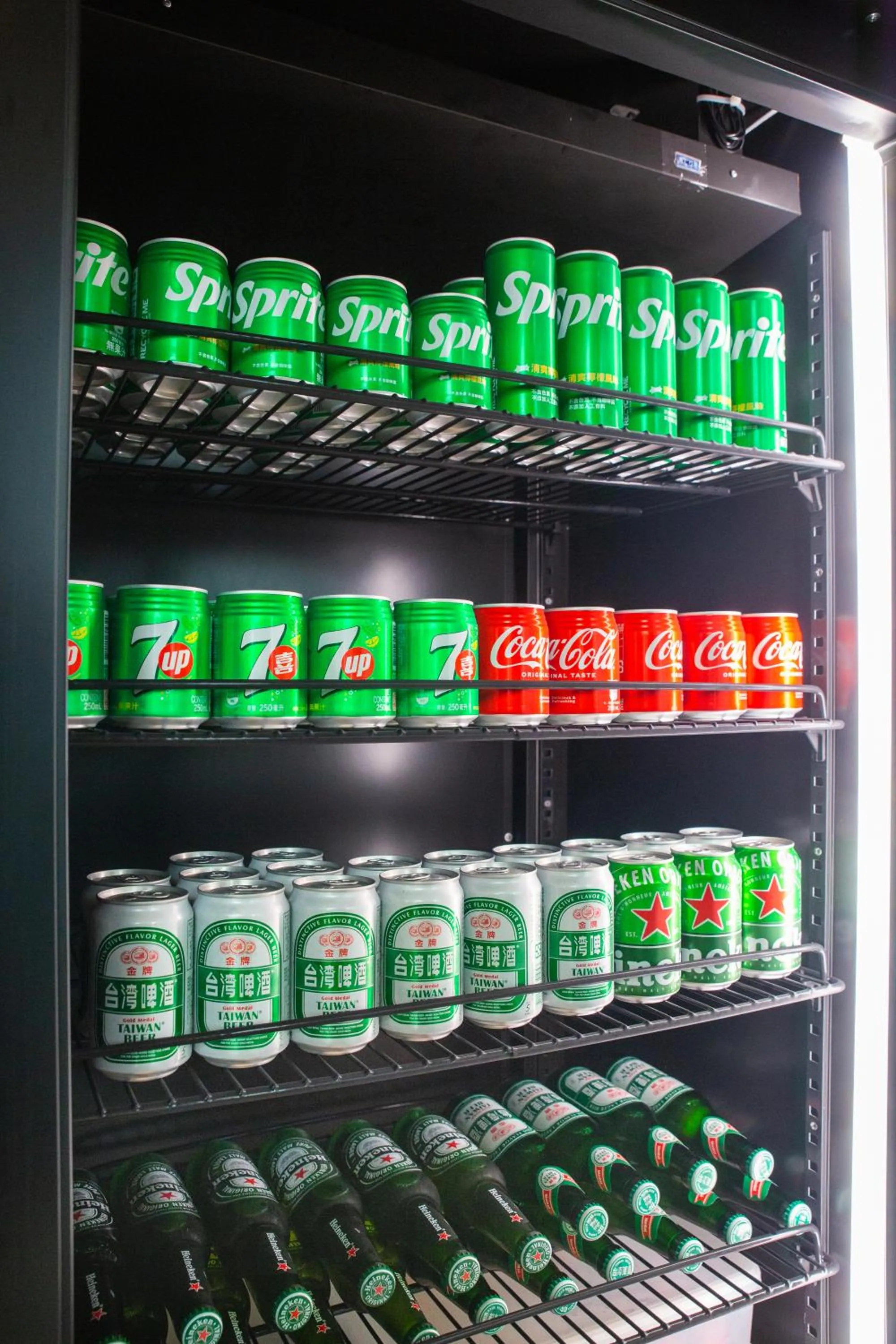 Business facilities in Miramar Garden Taipei