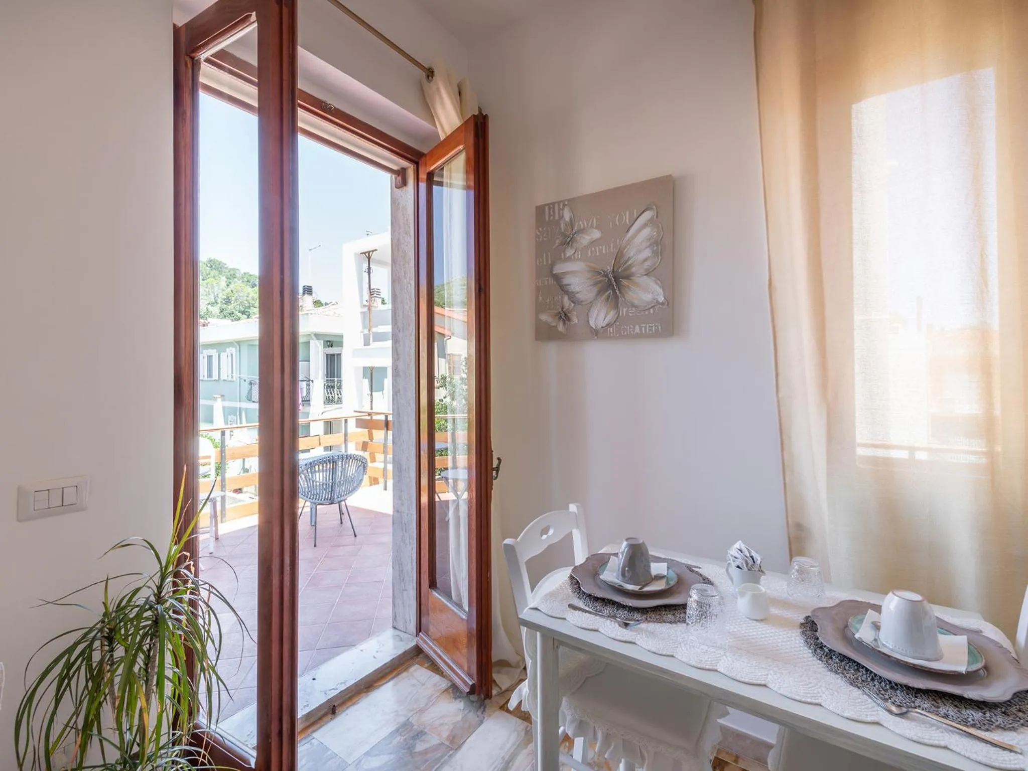 Dining area in Villa Iole