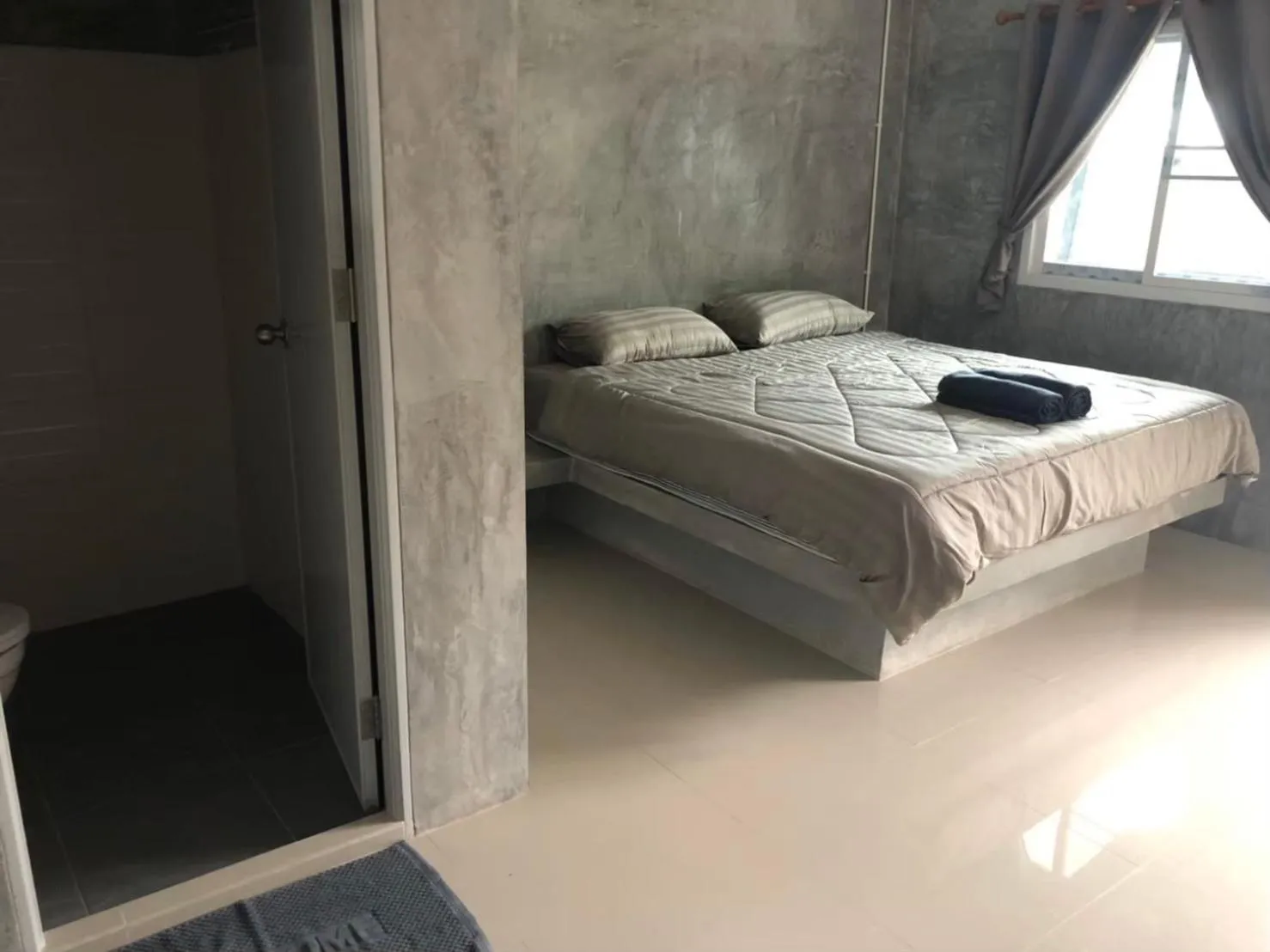 Live In Leaf Koh Tao