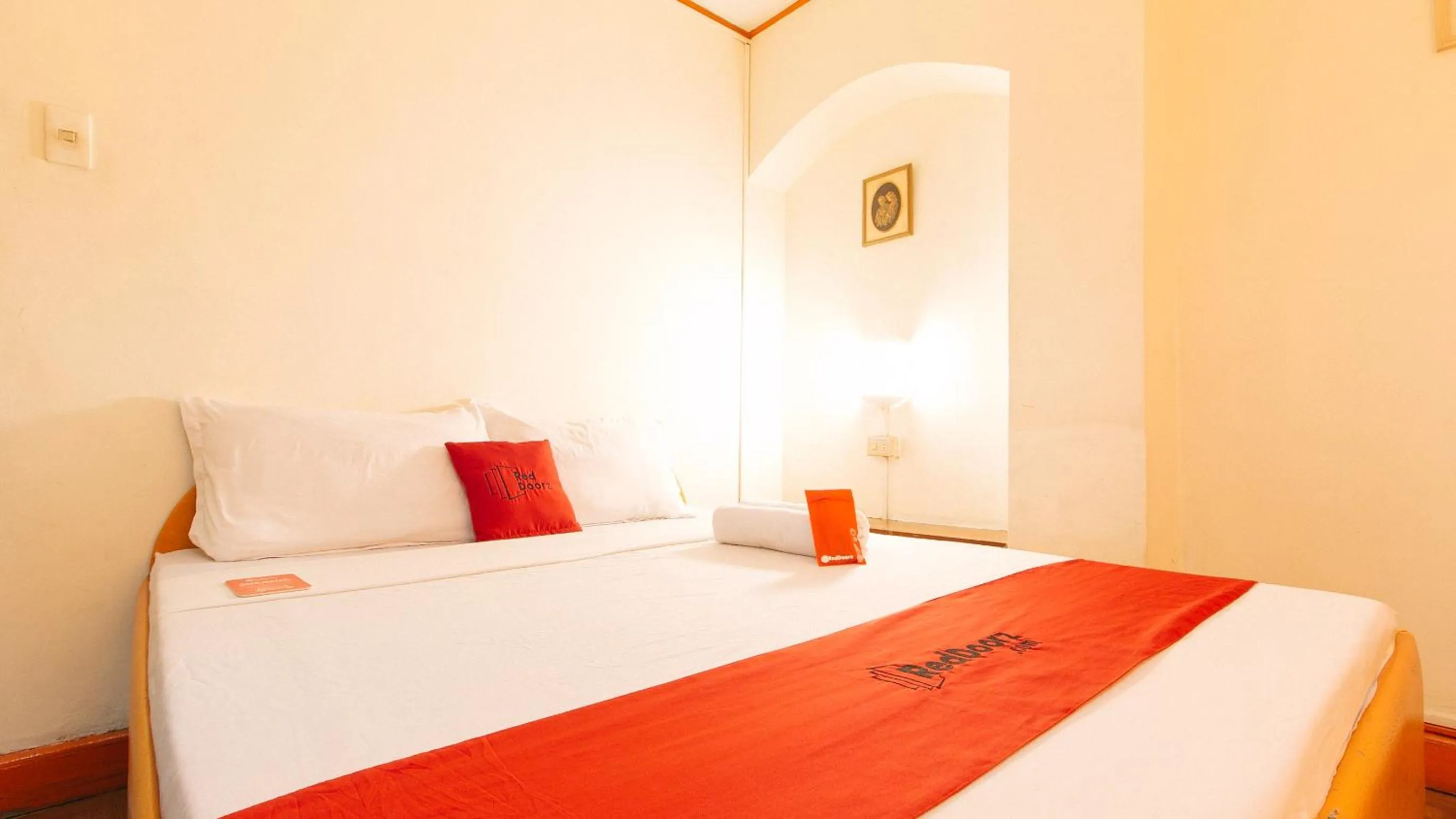 Bed in RedDoorz near East Avenue Medical Center