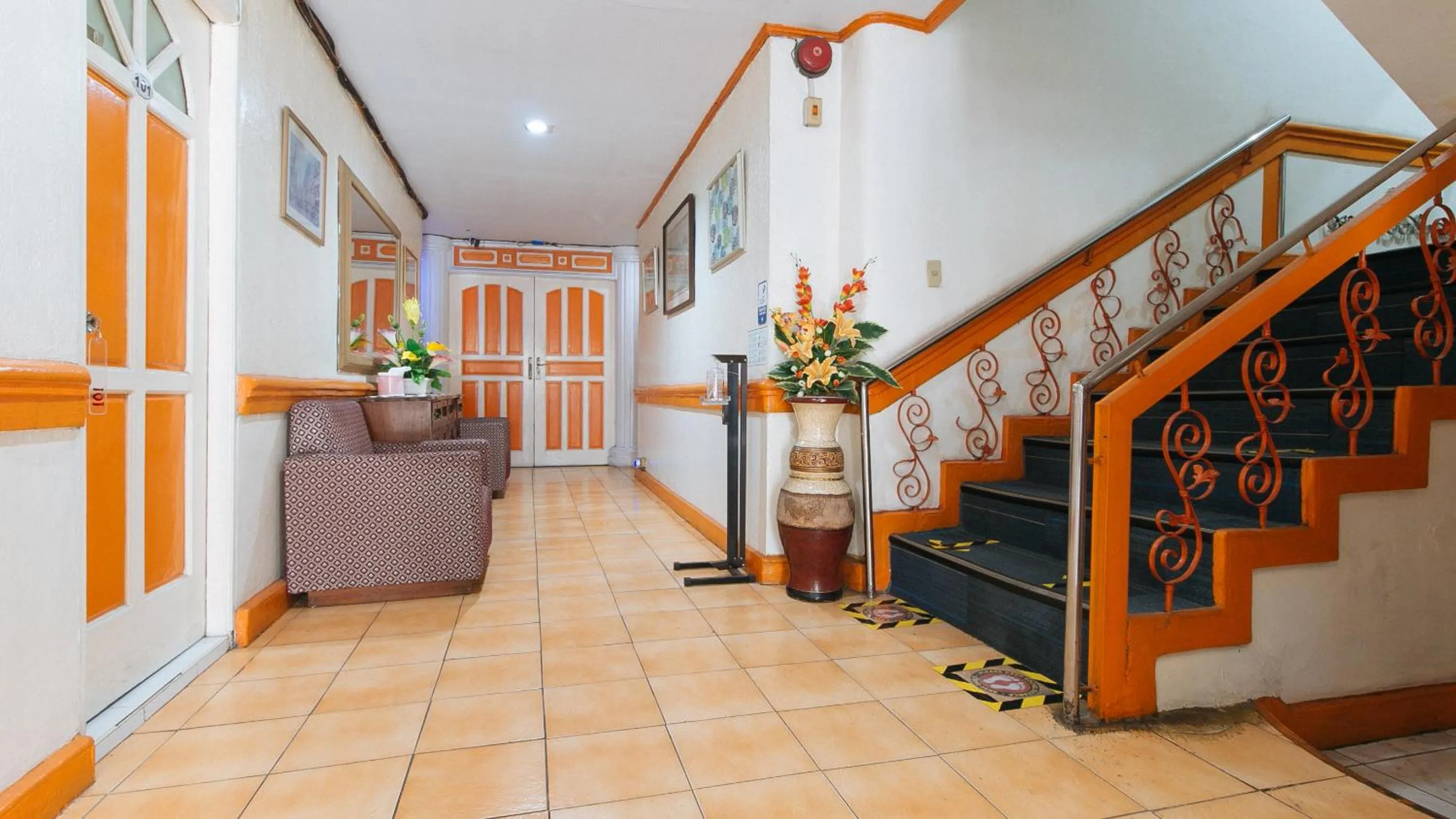 View (from property/room) in RedDoorz near East Avenue Medical Center