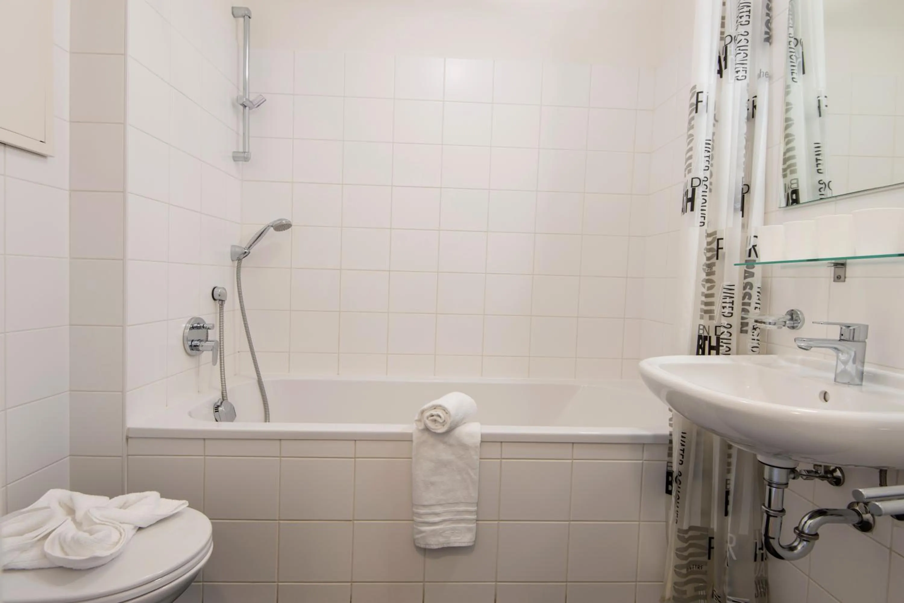 Photo of the whole room in Schönblick Mountain Resort & Spa - Das Original!