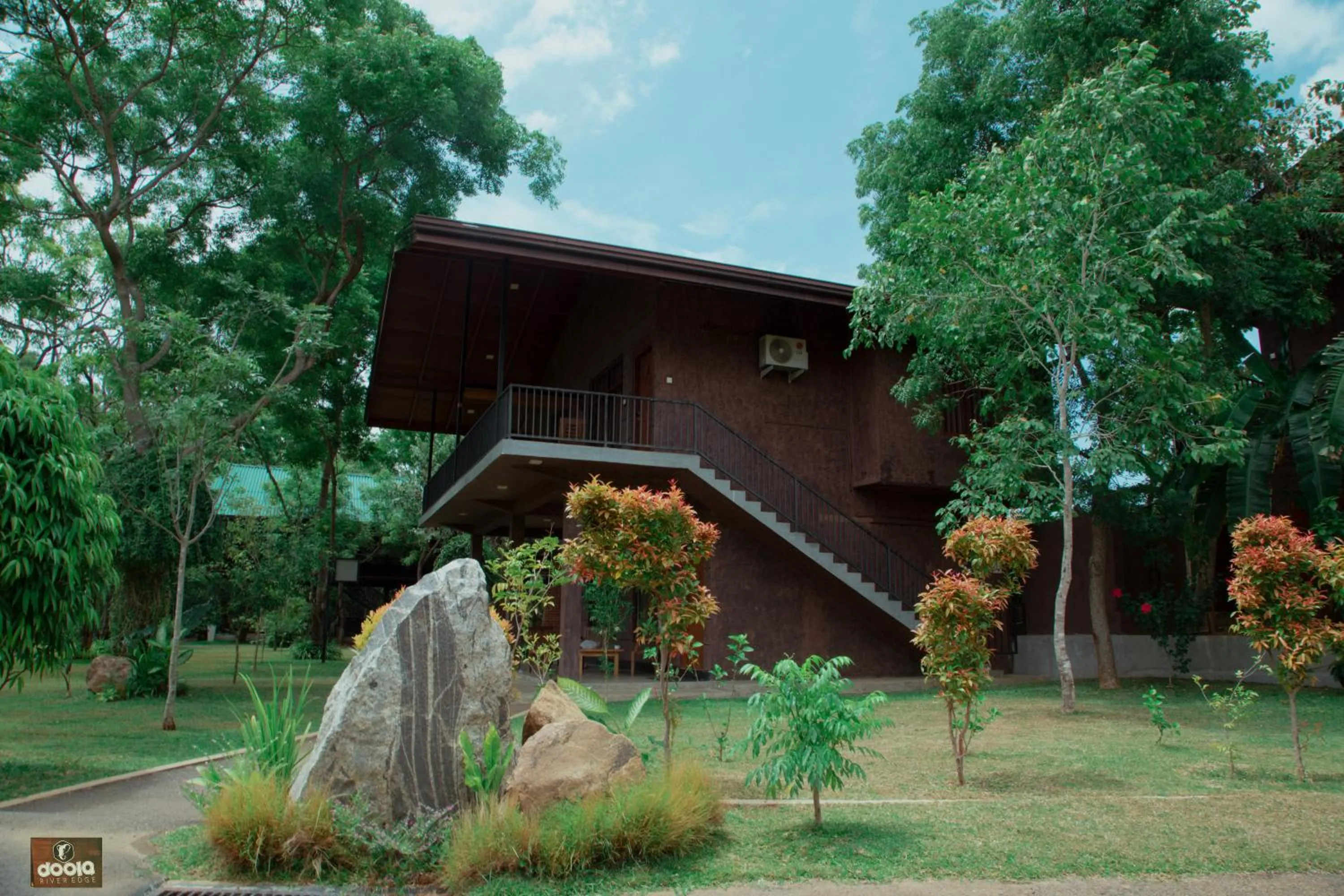 Garden in Doola River Edge