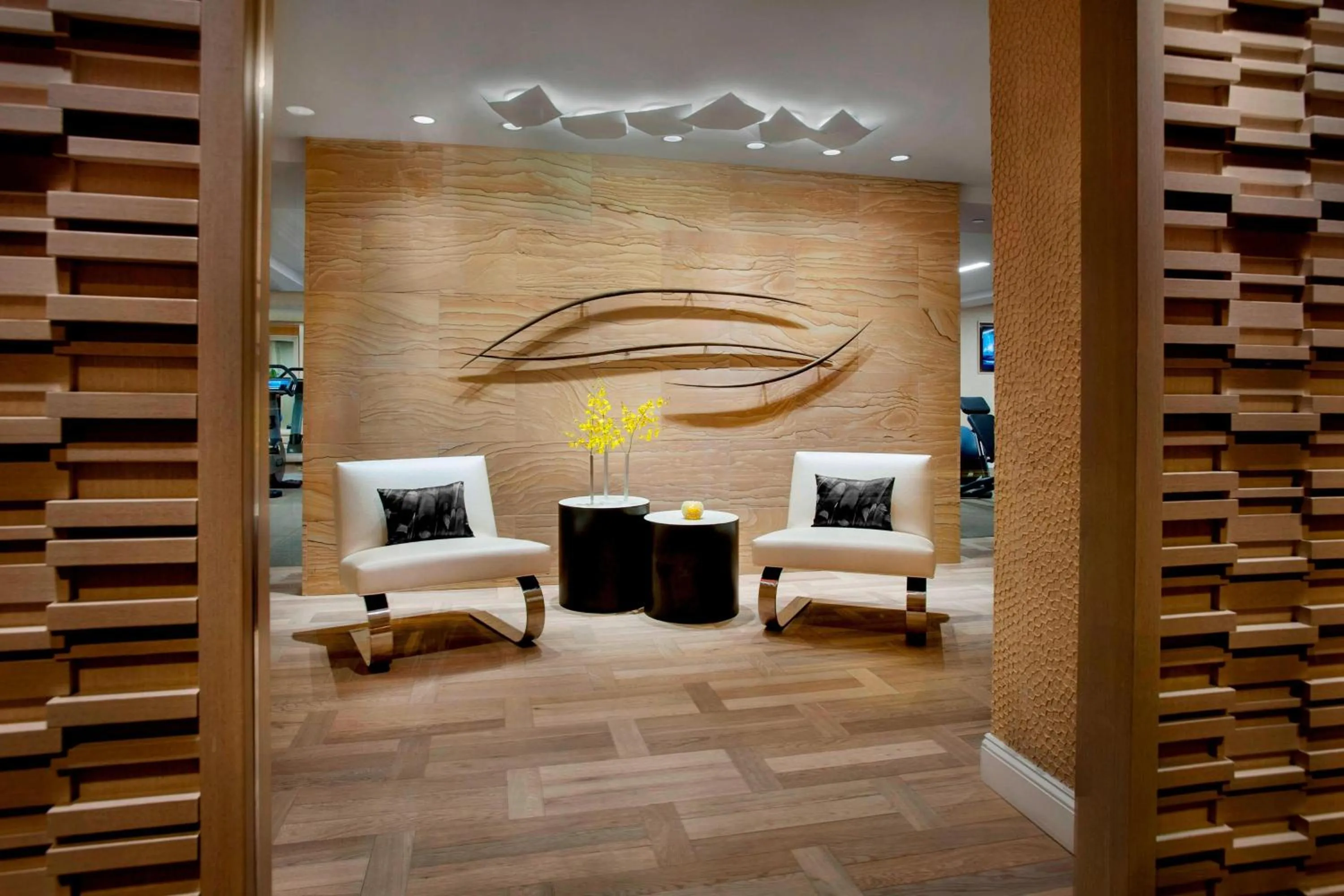 Fitness centre/facilities in JW Marriott Essex House New York