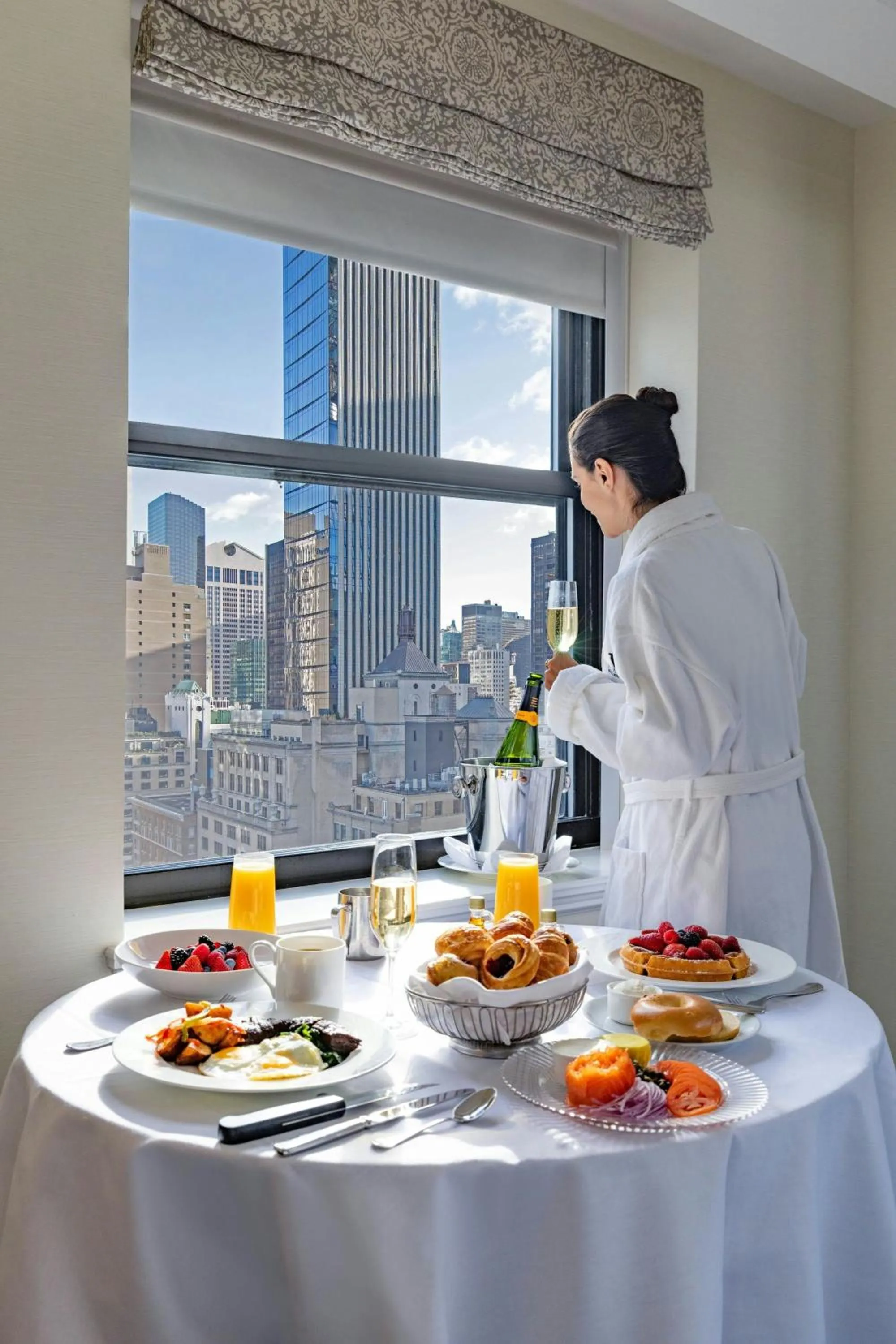 Breakfast in JW Marriott Essex House New York