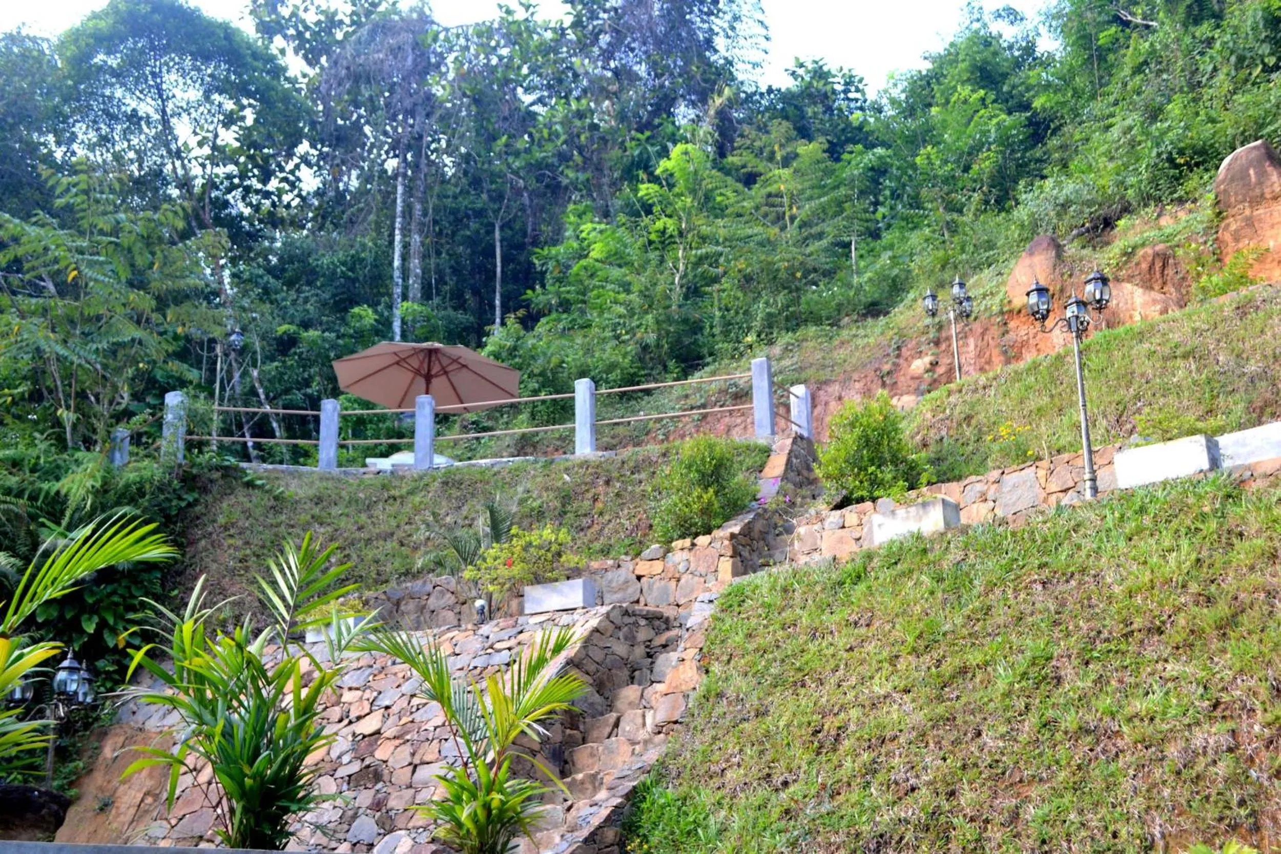 Garden in The Retreat Sri Lanka