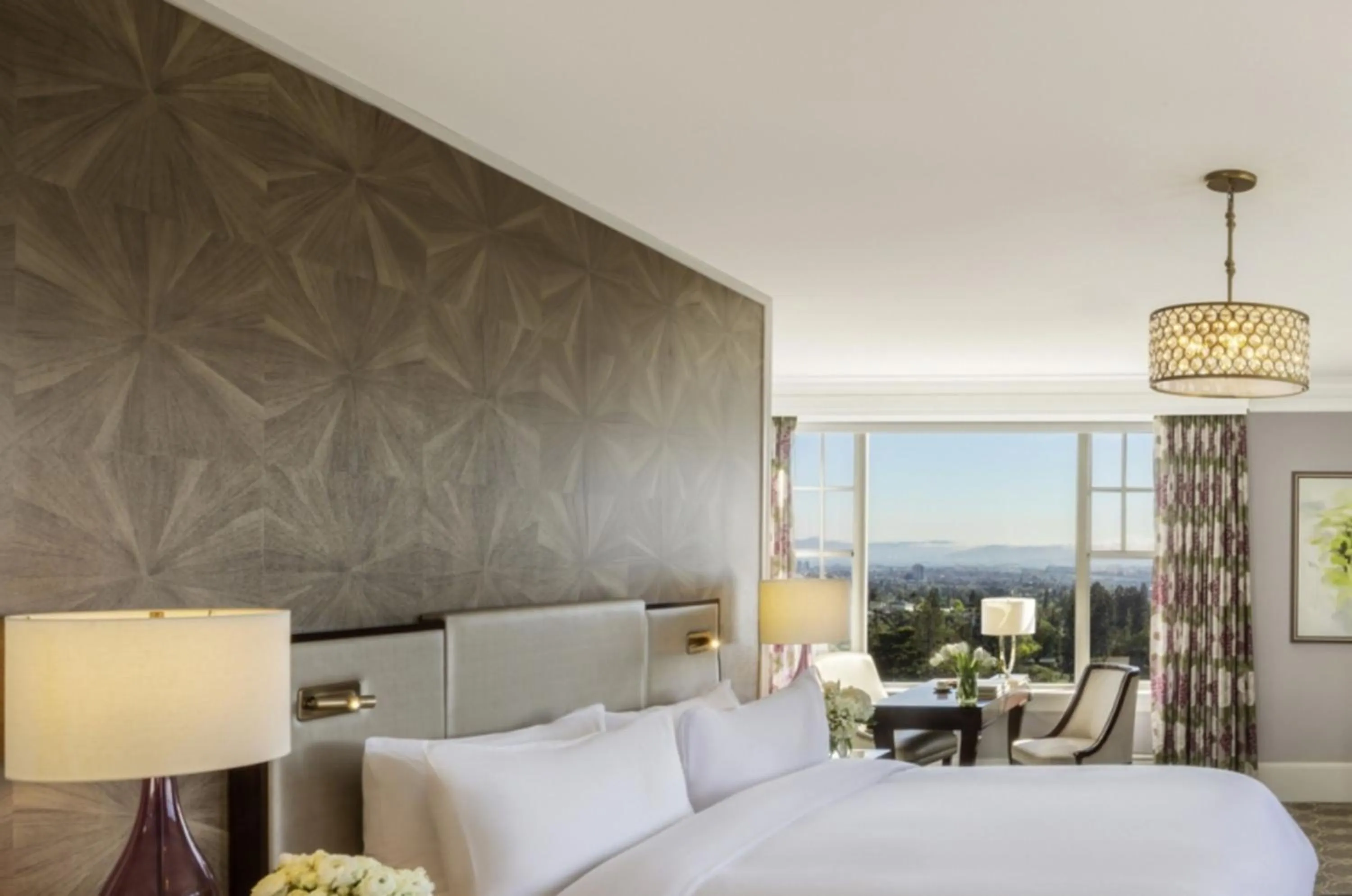 View (from property/room), Bed in Claremont Resort & Club