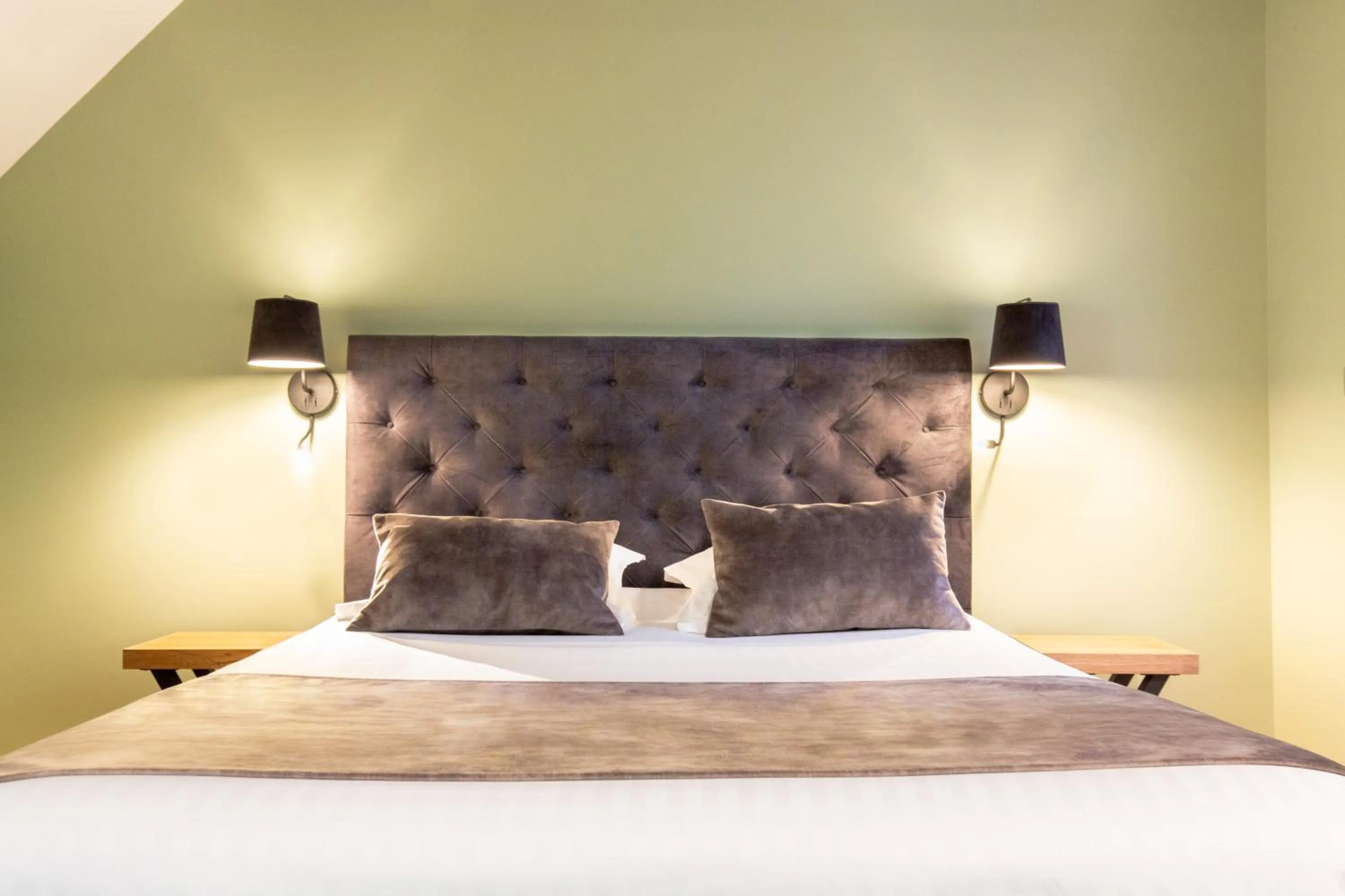 Bed in Hotel Haras De La Potardiere