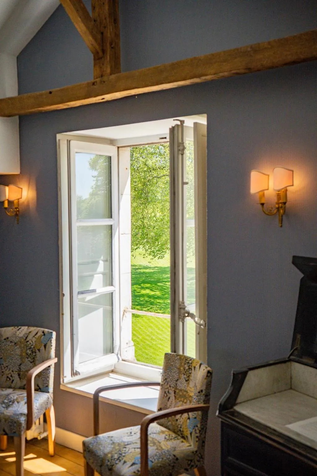 Garden view in Hotel Haras De La Potardiere