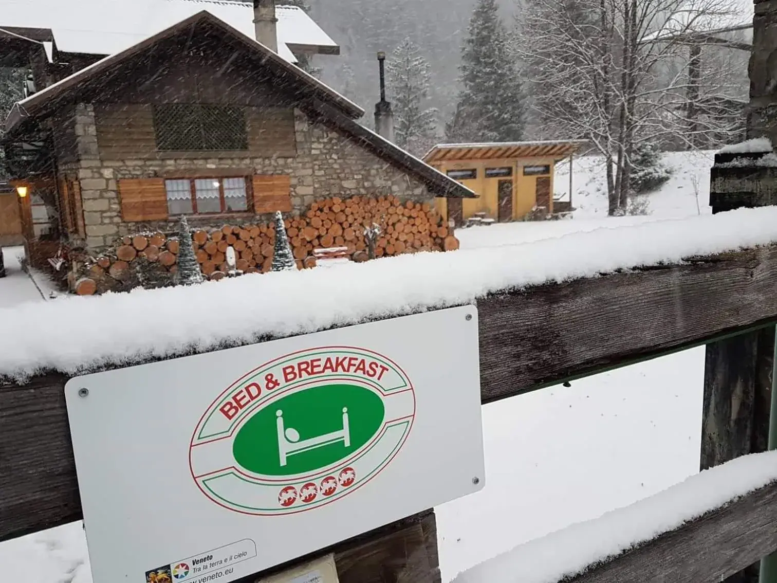 B&B ABETE BIANCO B&B ABETE BIANCO