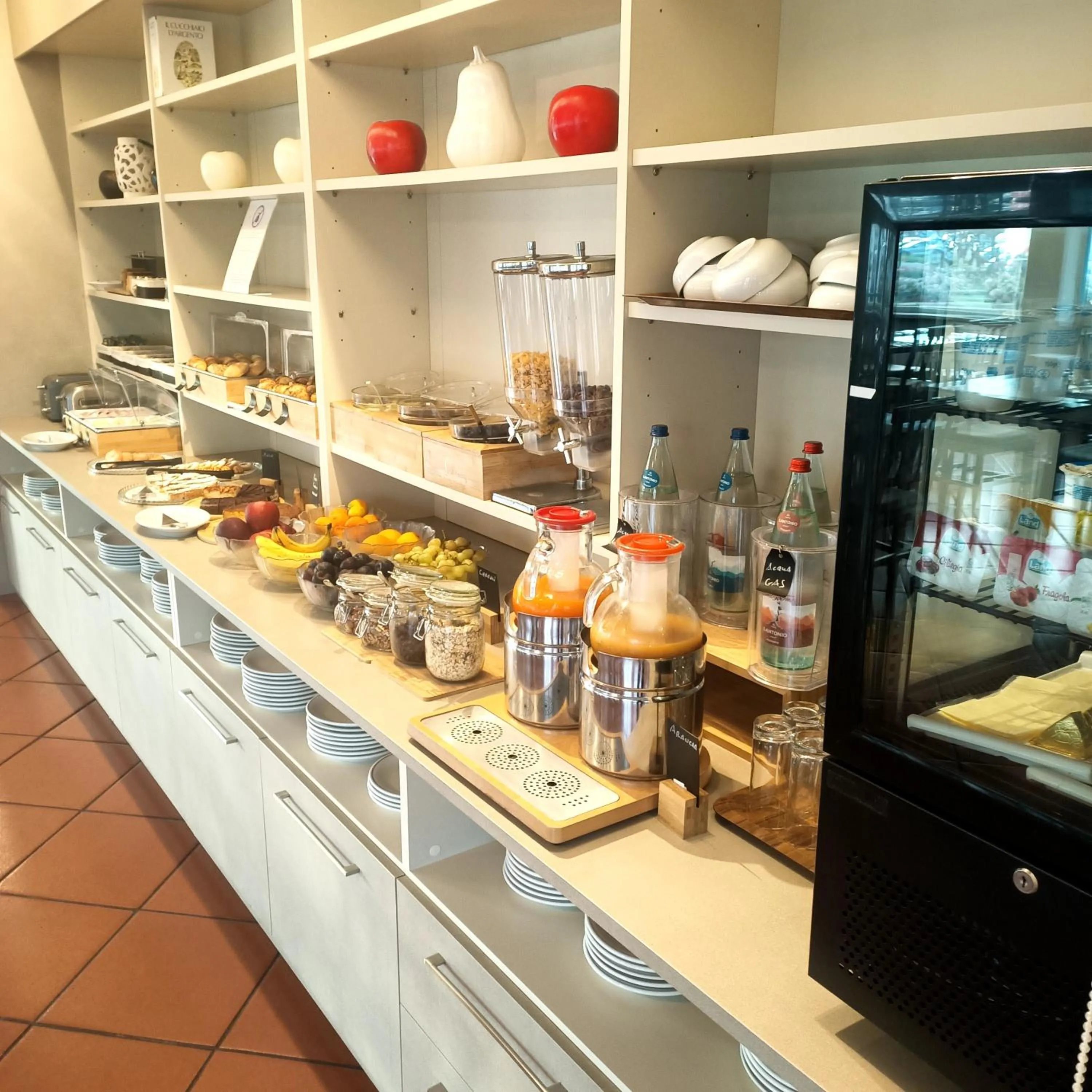 Breakfast in Hotel Toscana