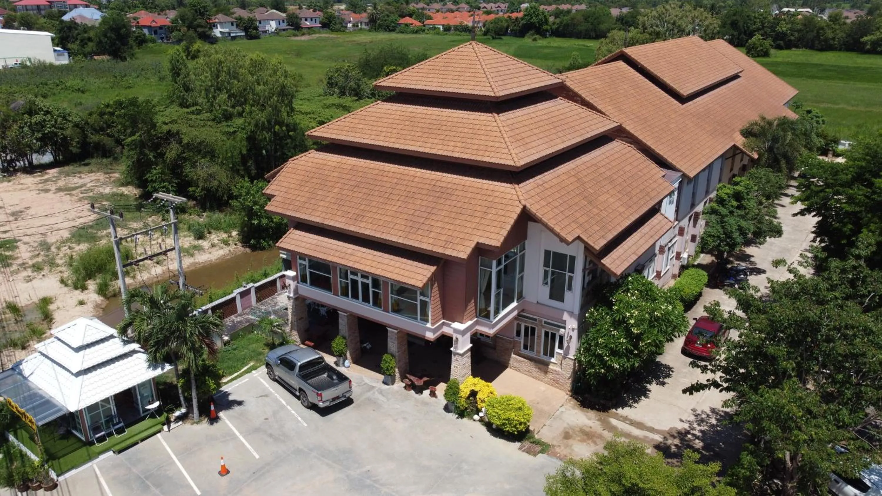 Phusuay Park View Hotel