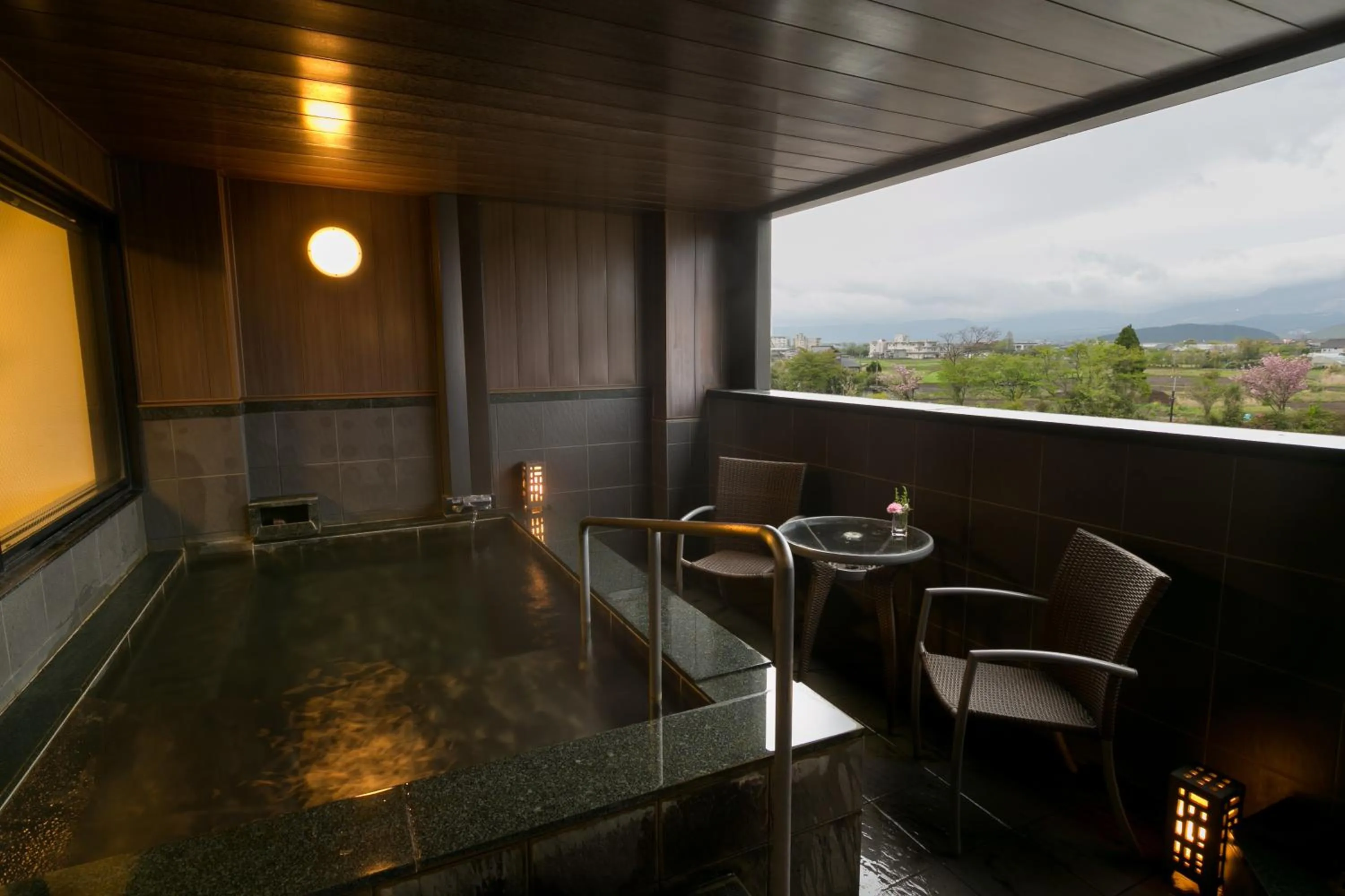 Hot Spring Bath in Yumeoi-so