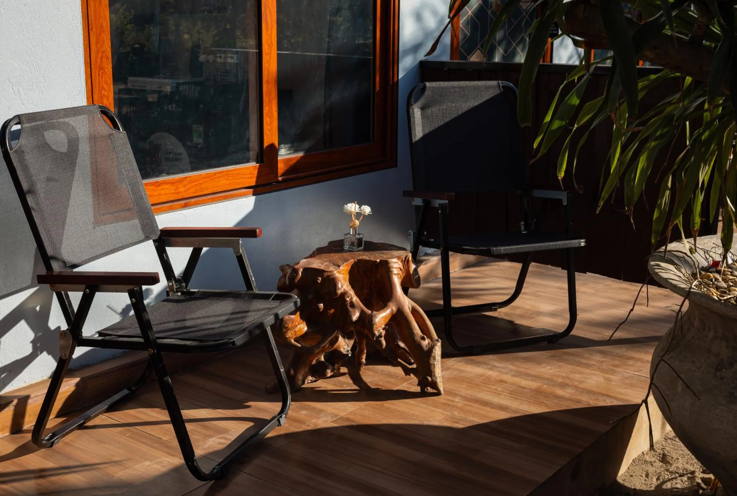 Balcony/Terrace in Cat Ba Serena Homestay And Swimming Pool