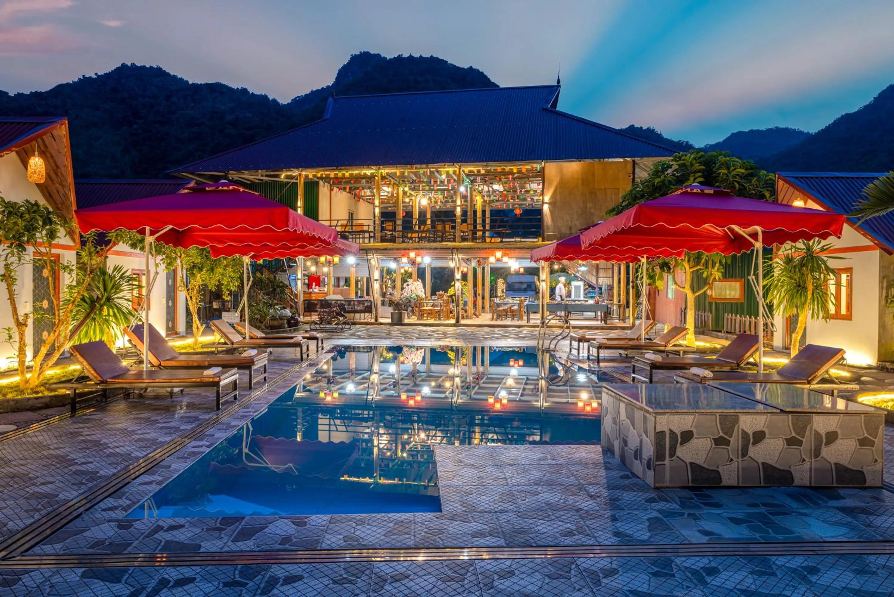 Restaurant/places to eat in Cat Ba Serena Homestay And Swimming Pool