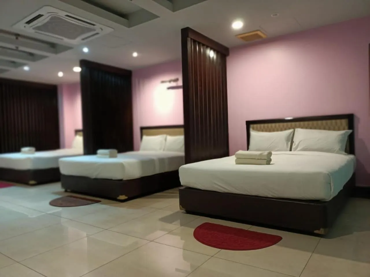 Bed in Hotel Sri Sutra PJ 222
