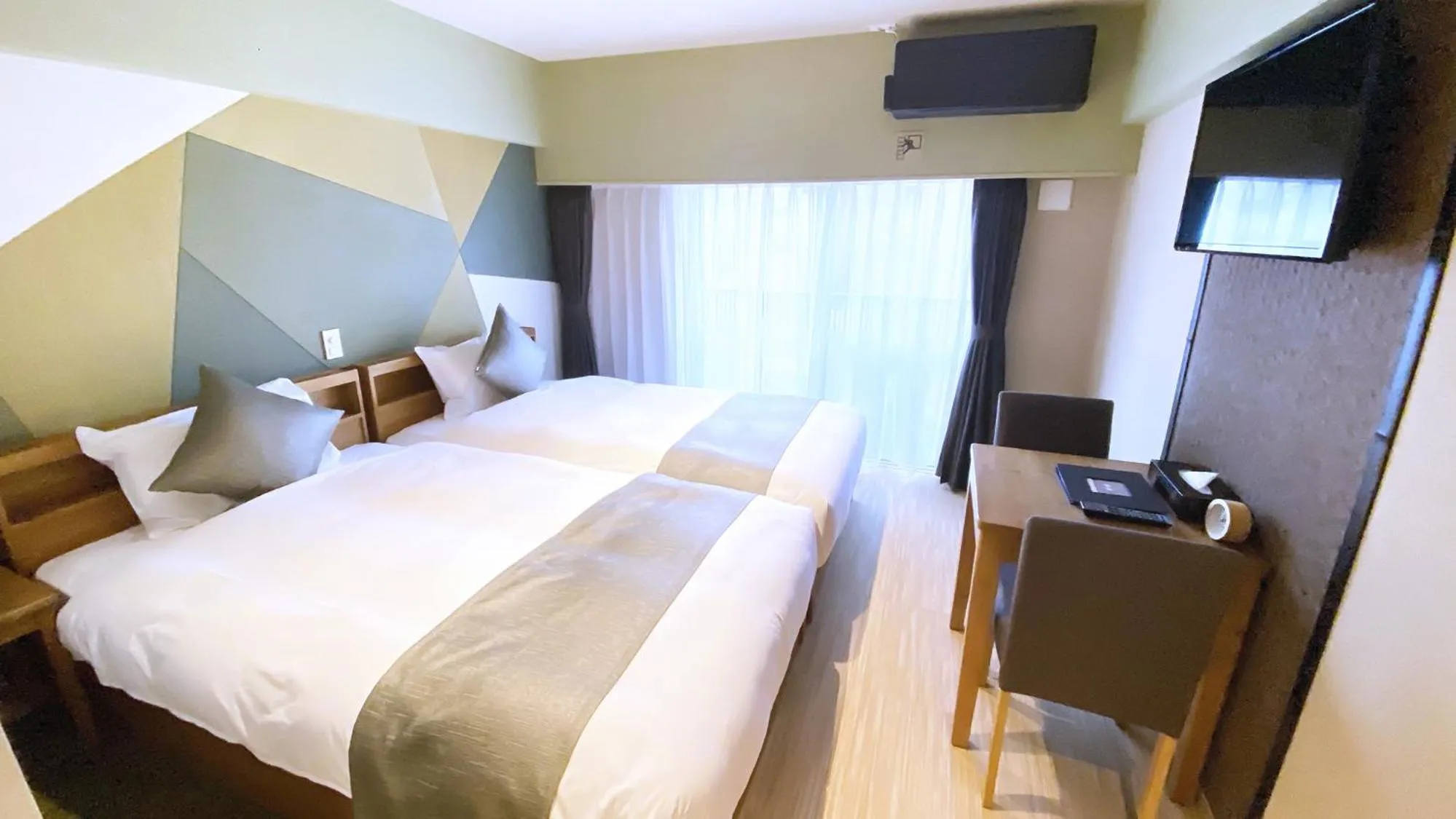 Photo of the whole room, Bed in Stay SAKURA Tokyo Asakusa Yokozuna Hotel