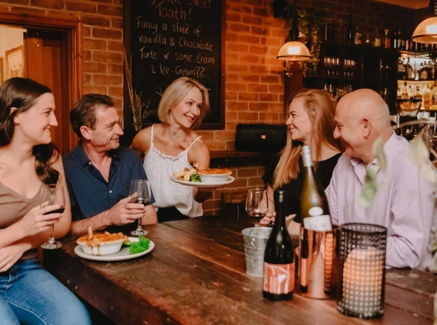 Restaurant/places to eat in The Lancefield Lodge