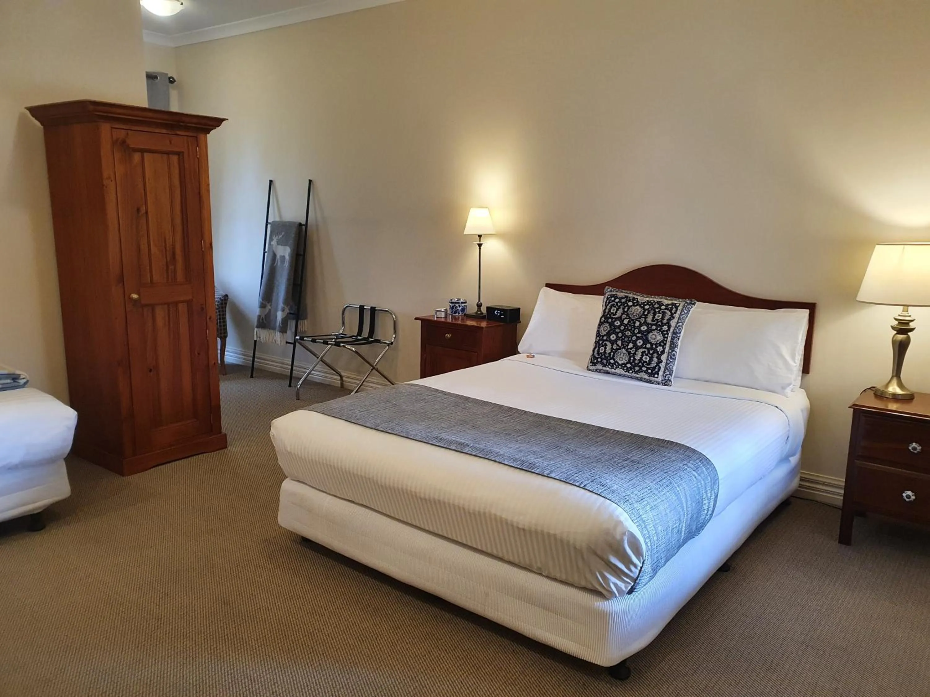 Bed in The Lancefield Lodge