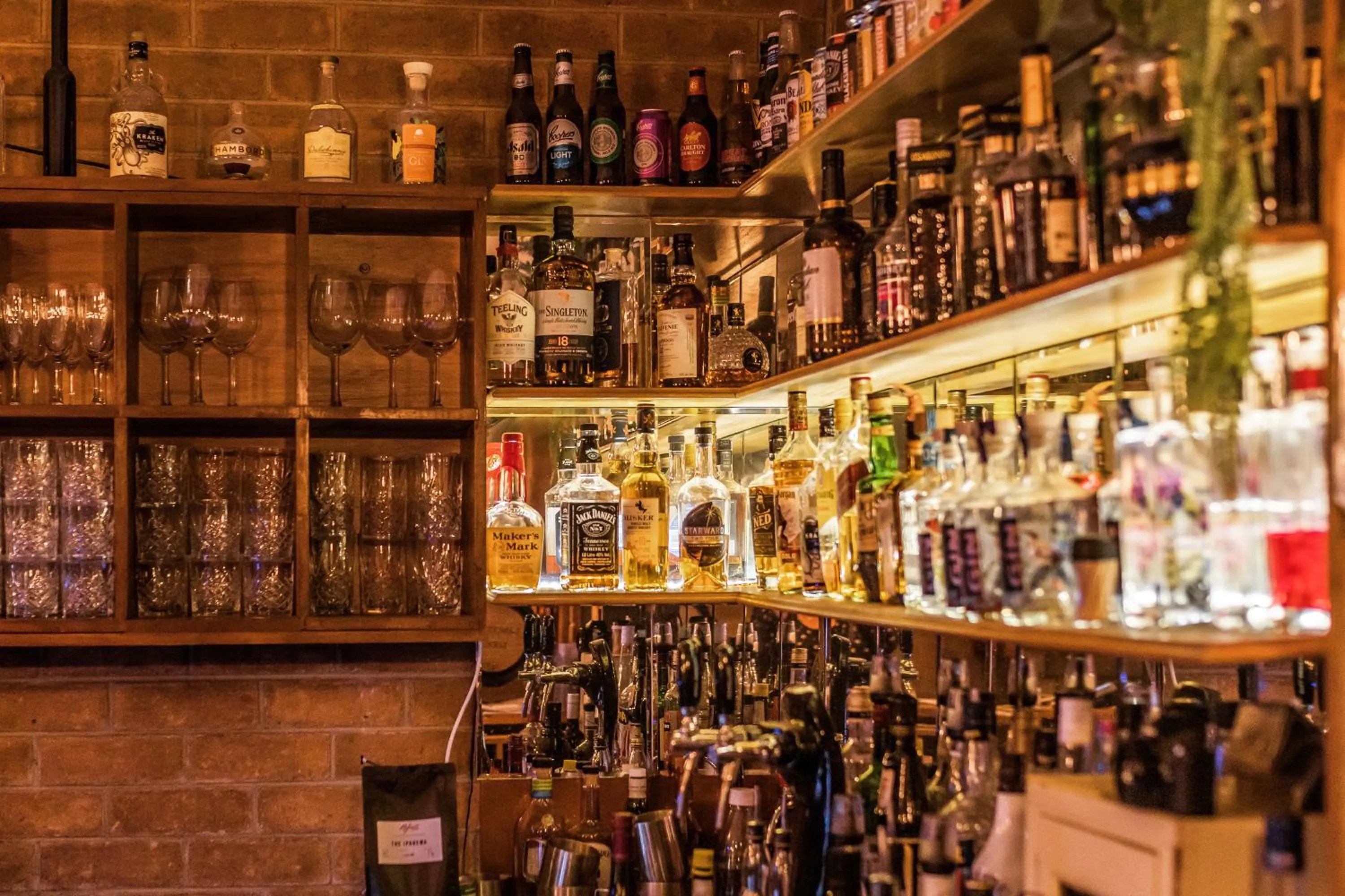 Restaurant/places to eat in The Lancefield Lodge