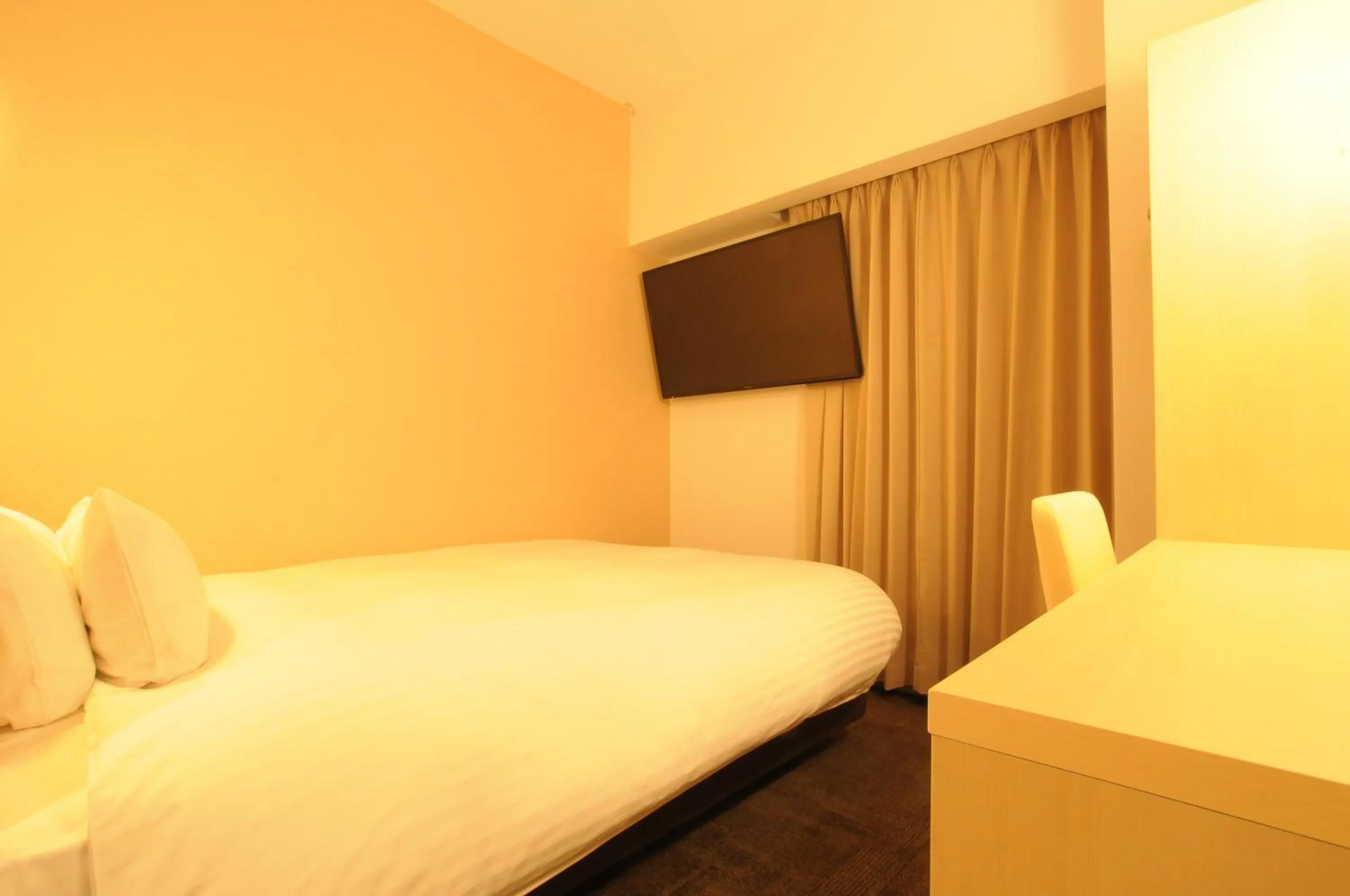 Bed in AB Hotel Ubeshinkawa