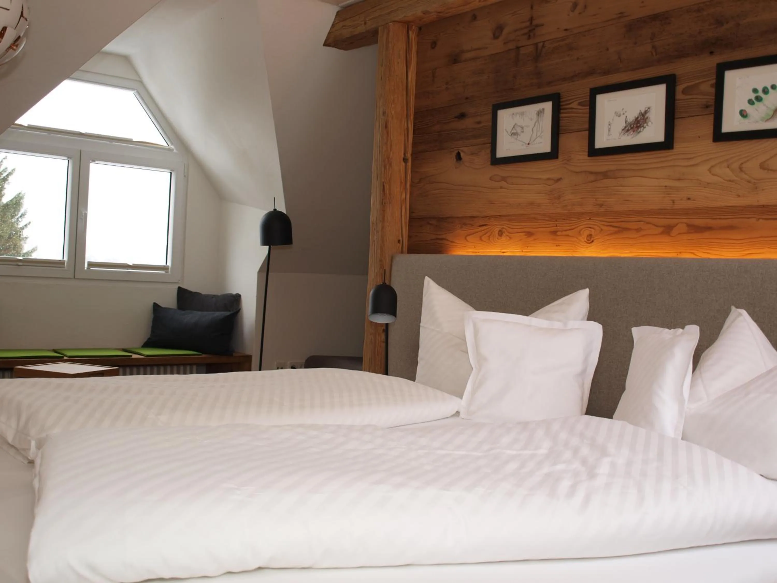 Photo of the whole room, Bed in Hotel Restaurant Peterle