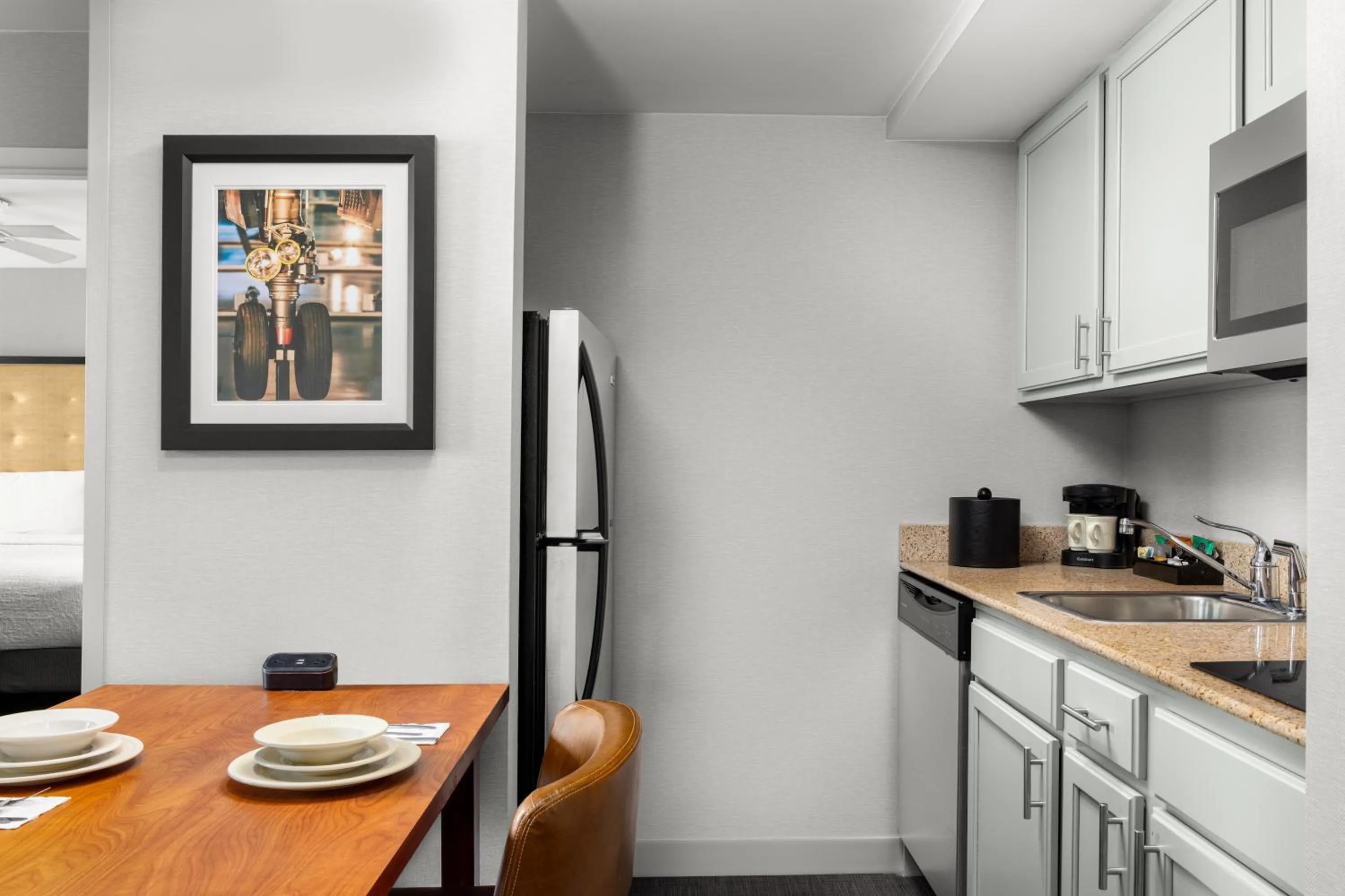 kitchen in Homewood Suites by Hilton Dulles-North Loudoun