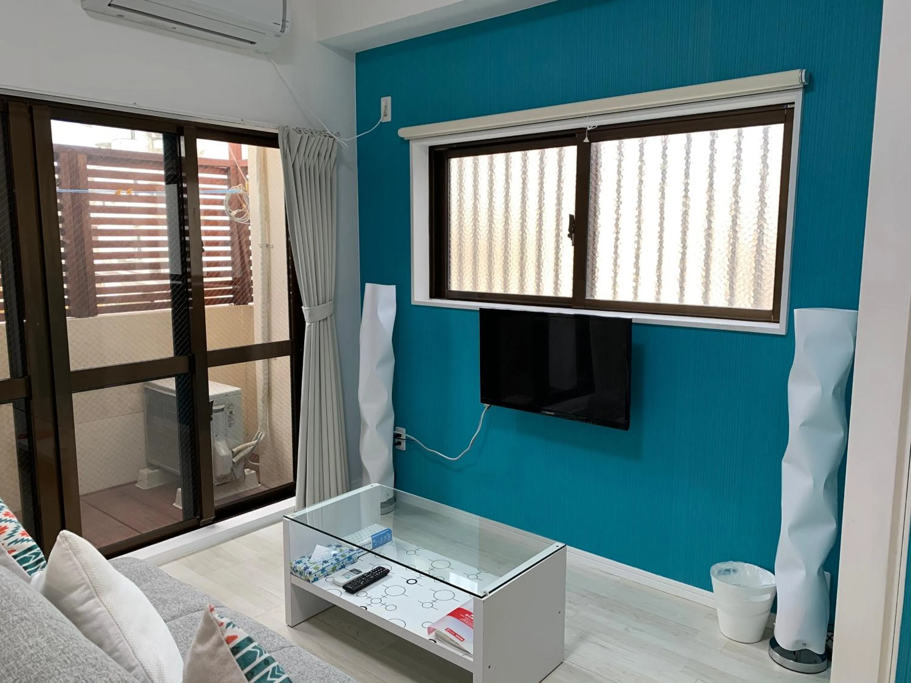 TV and multimedia in Maximum of 21 people can be rented in one building 3 minutes walk to Tomari Port 10 minutes drive to the airport No parking lot 30 seconds walk from paid parking lot warayunso port city May