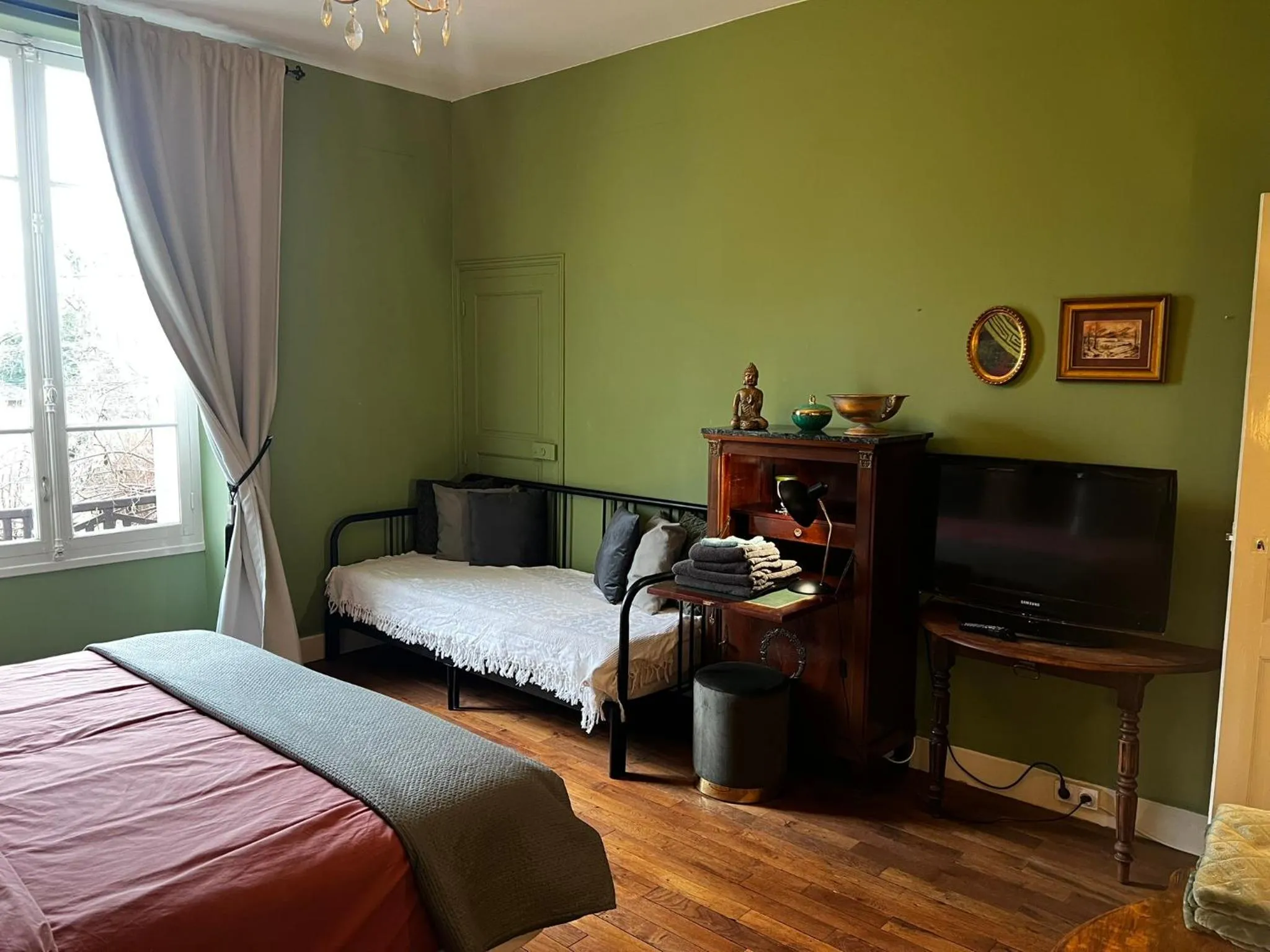 Bed in Maison de la Comtesse