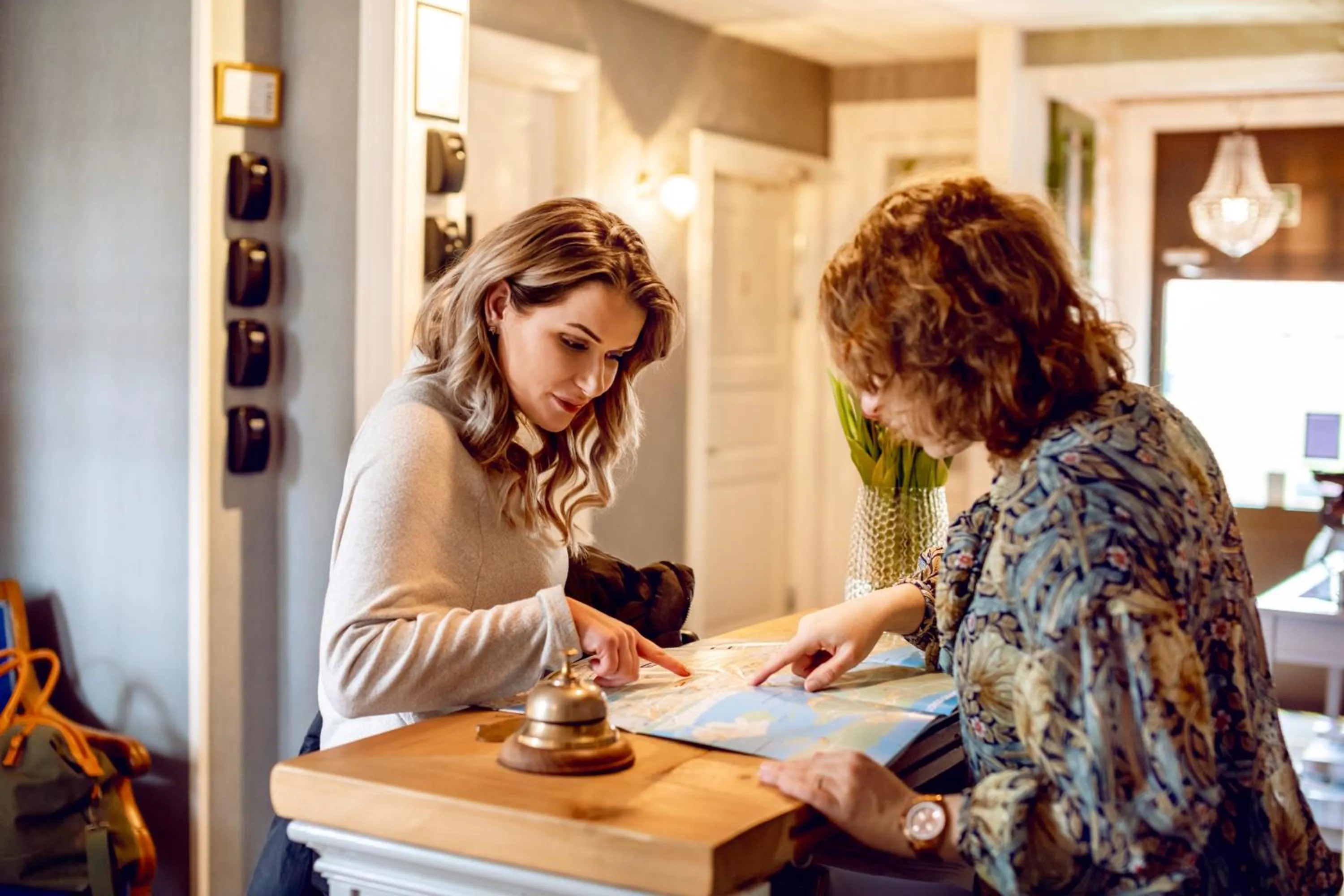 People in Hotell Park