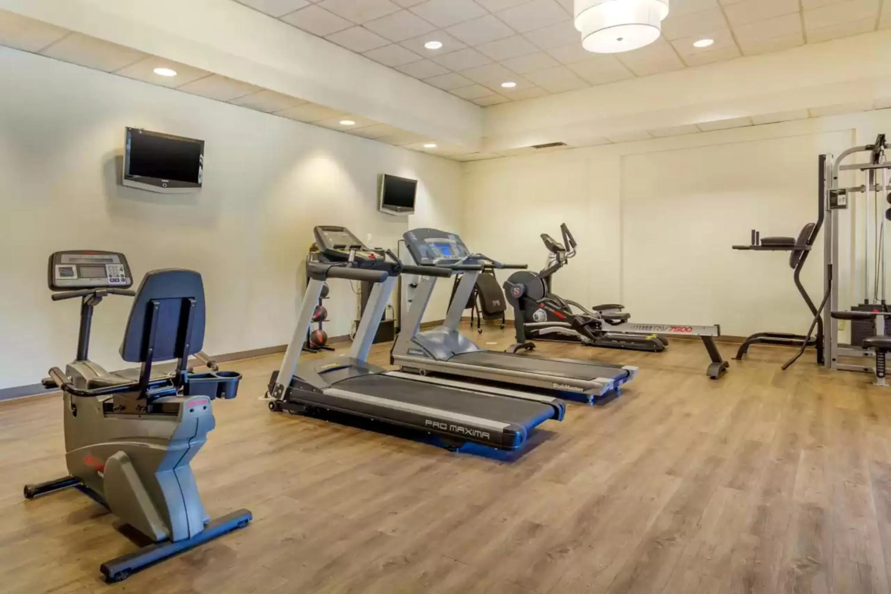 Fitness centre/facilities in Holiday Inn Express Denver Central - North