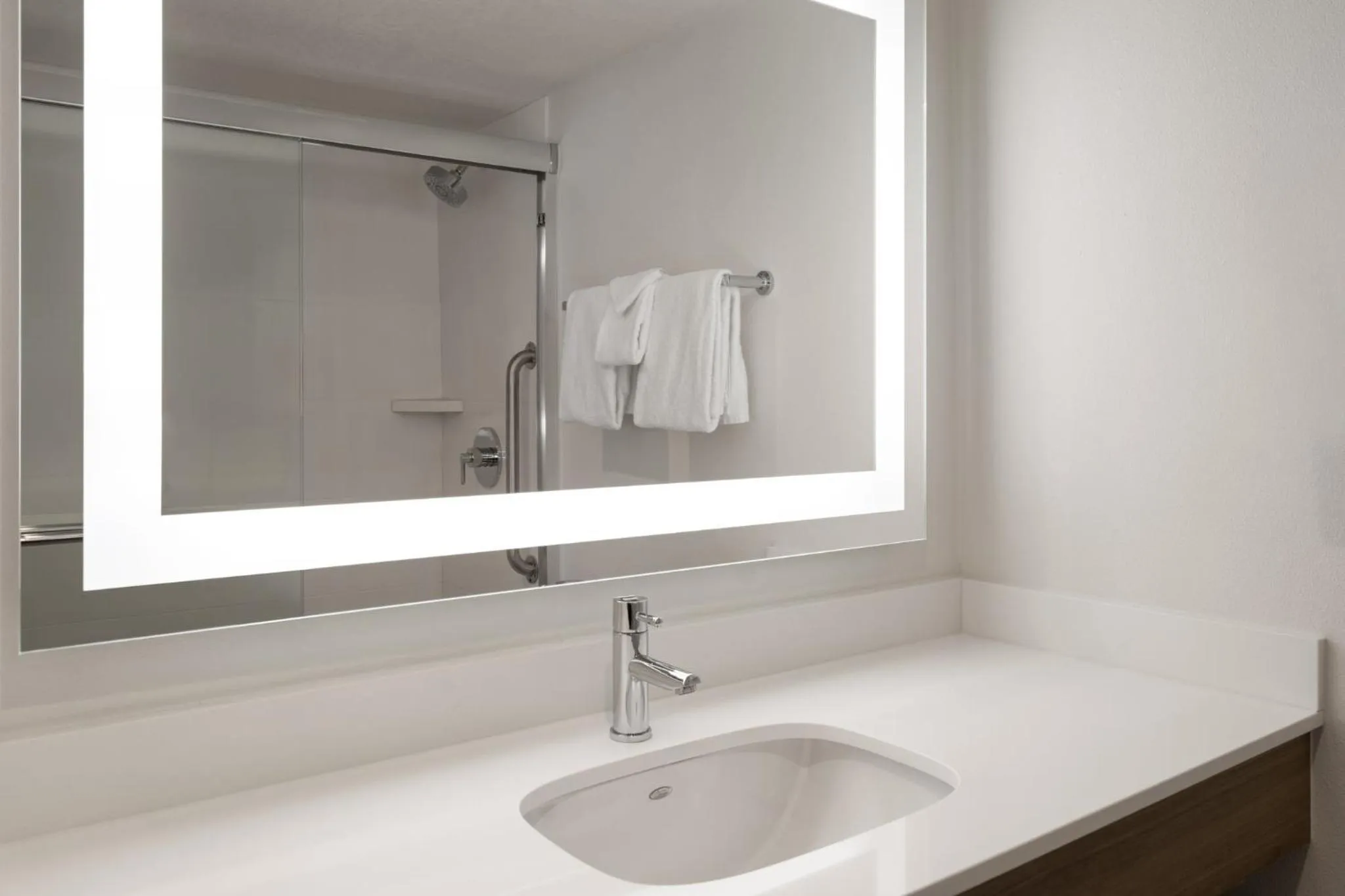 Photo of the whole room in Holiday Inn Express Denver Central - North