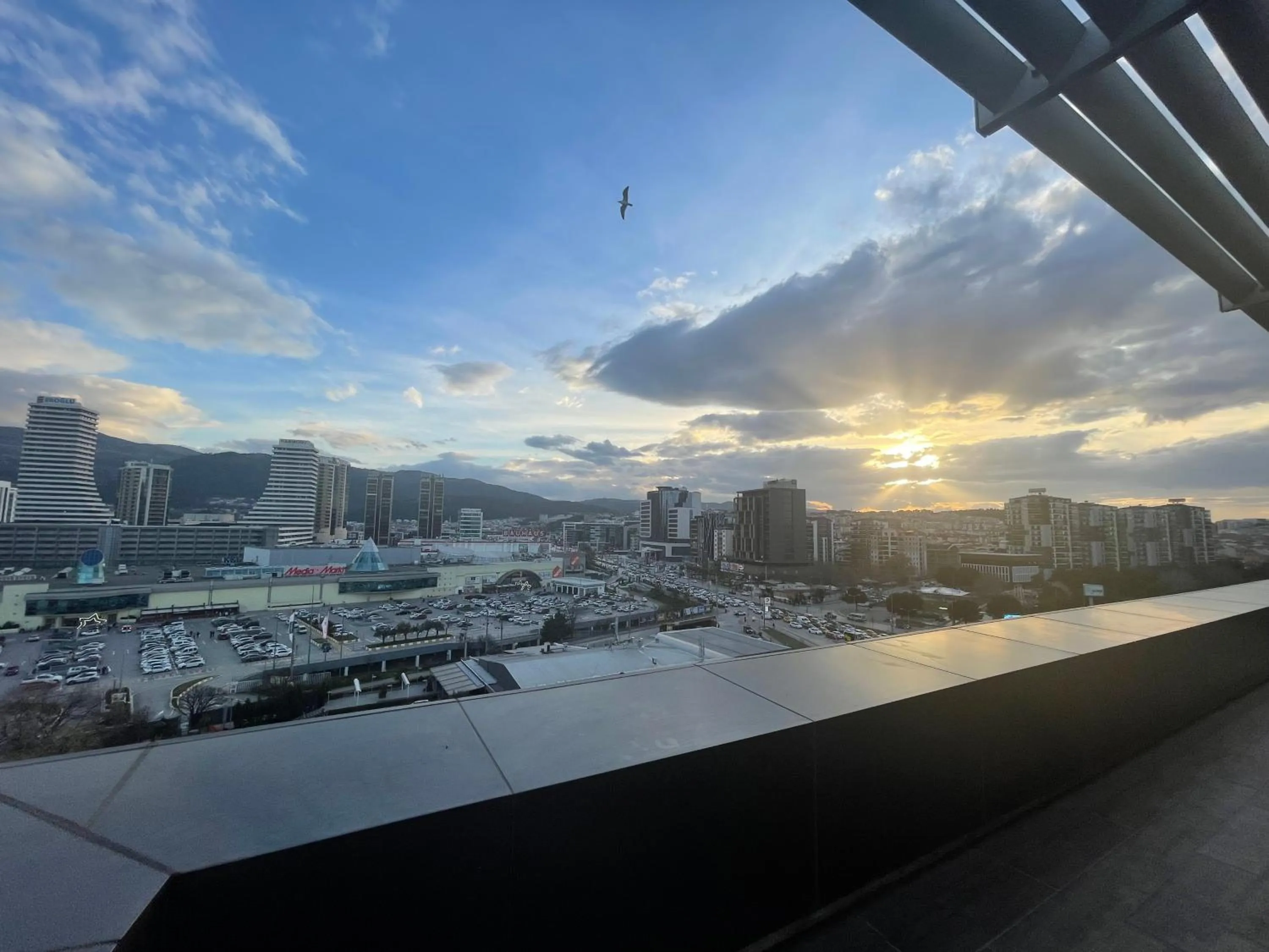 Balcony/Terrace in Le Luxe Suites Hotel