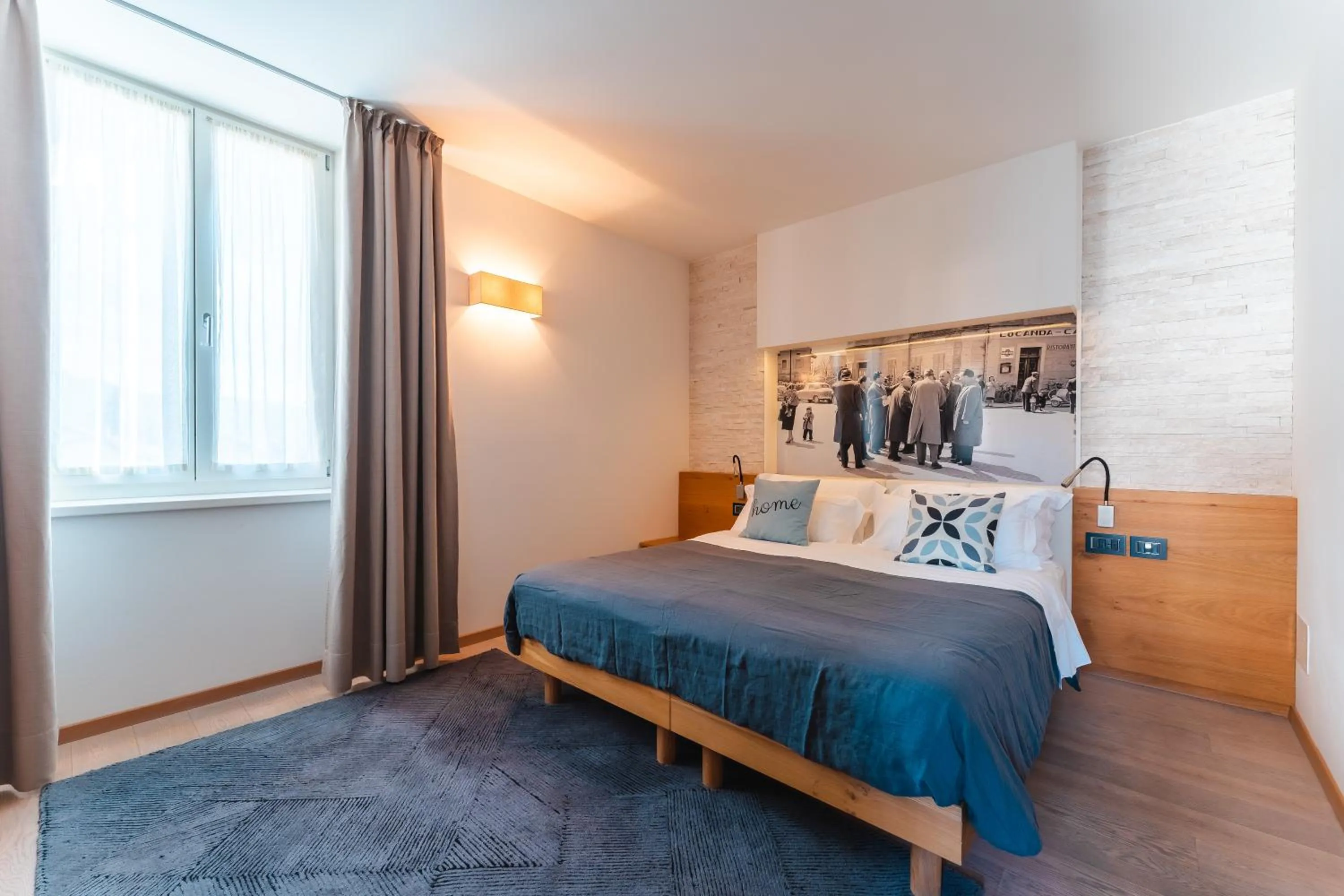 Bed in Albergo Caffe Centrale