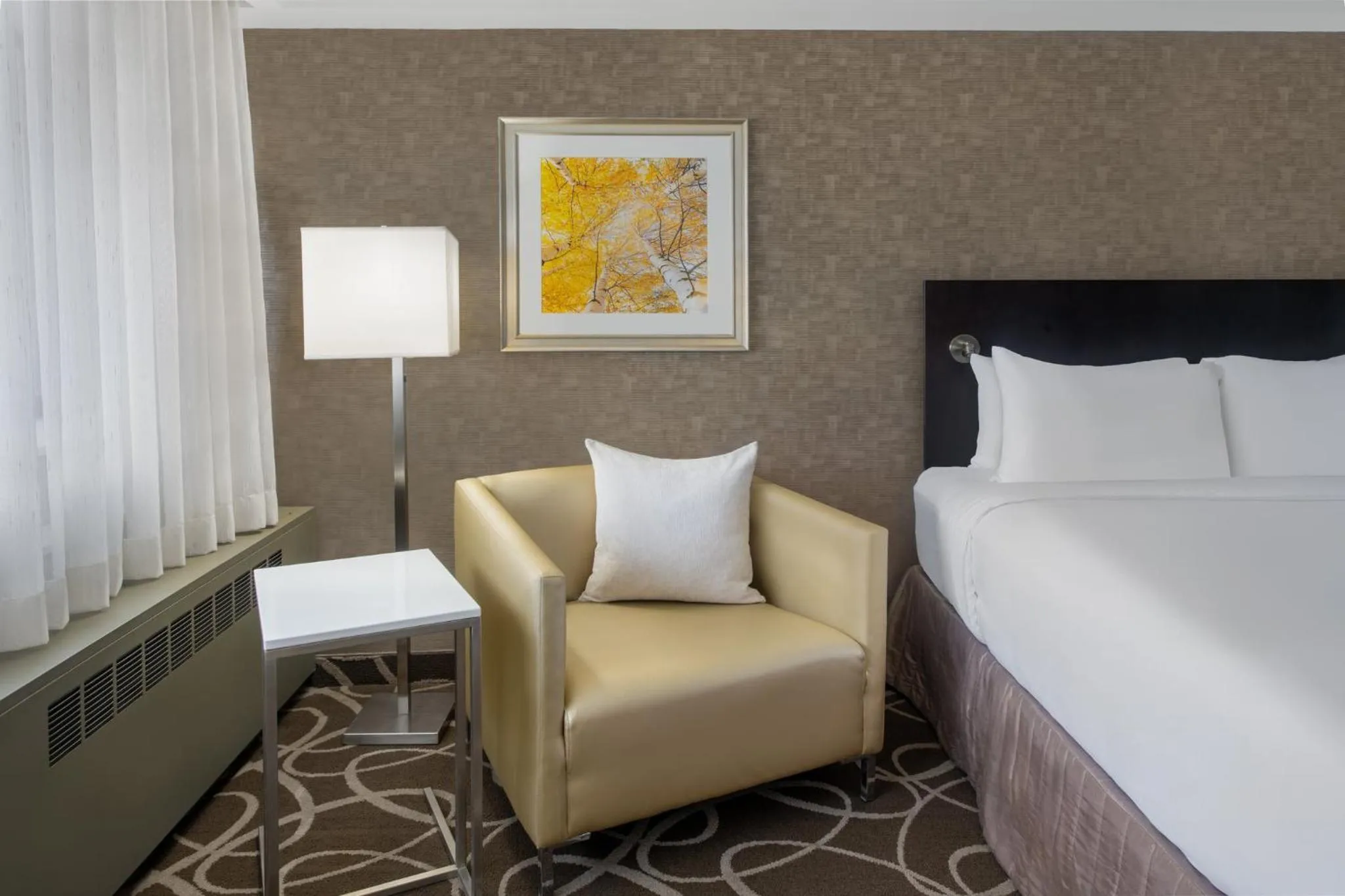 Photo of the whole room, Bed in Crowne Plaza Kitchener-Waterloo by IHG