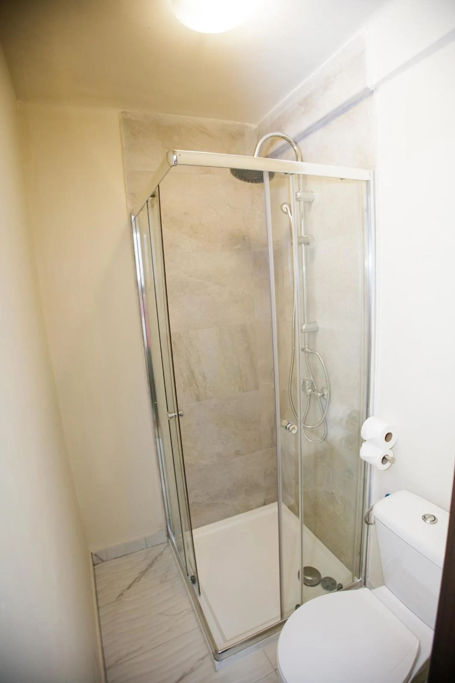 Shower in Hostal The Monkey Room