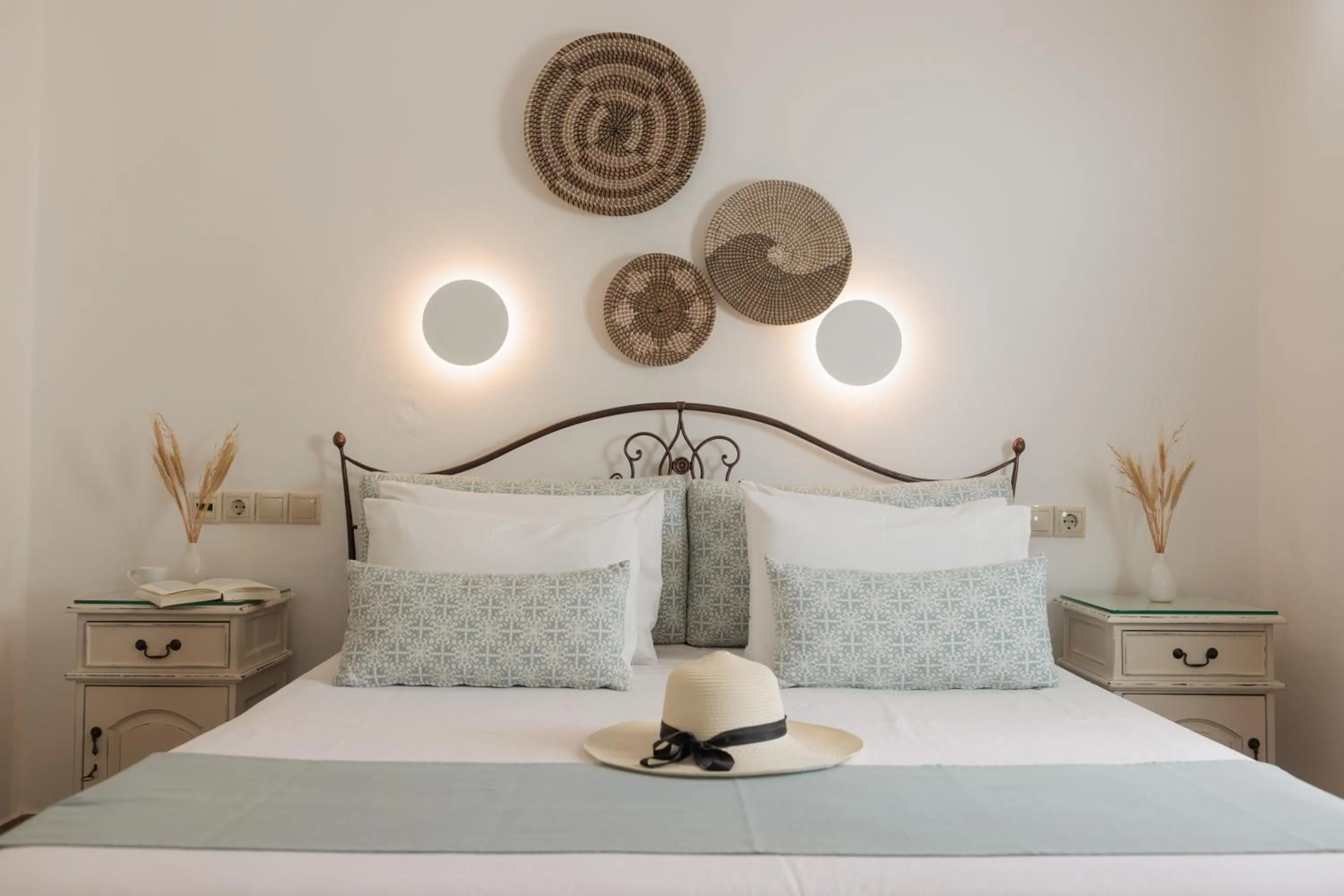 One-Bedroom Apartment in Maria's Rooms & Studios
