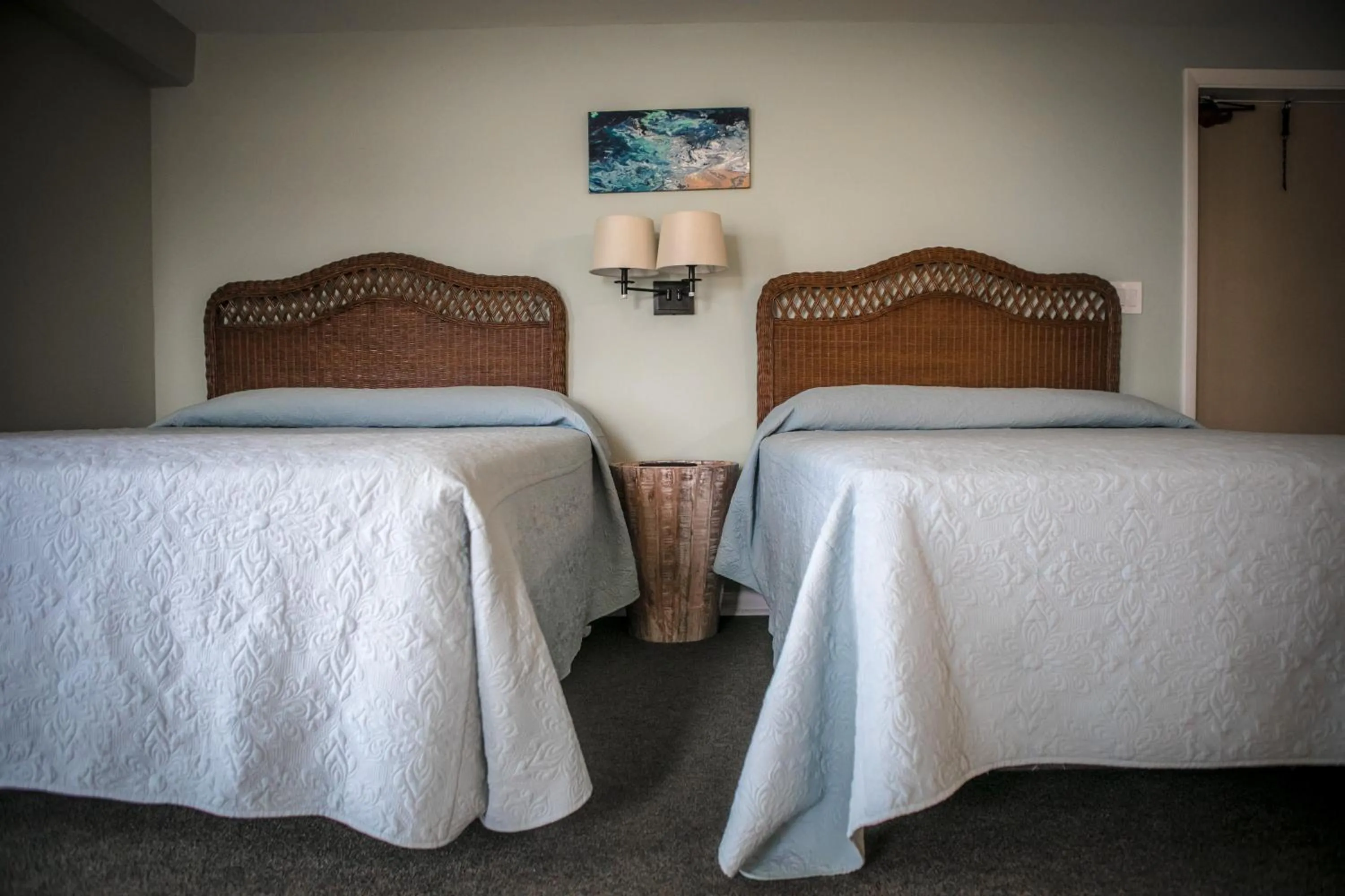 Bed in Ragged Edge Resort & Marina