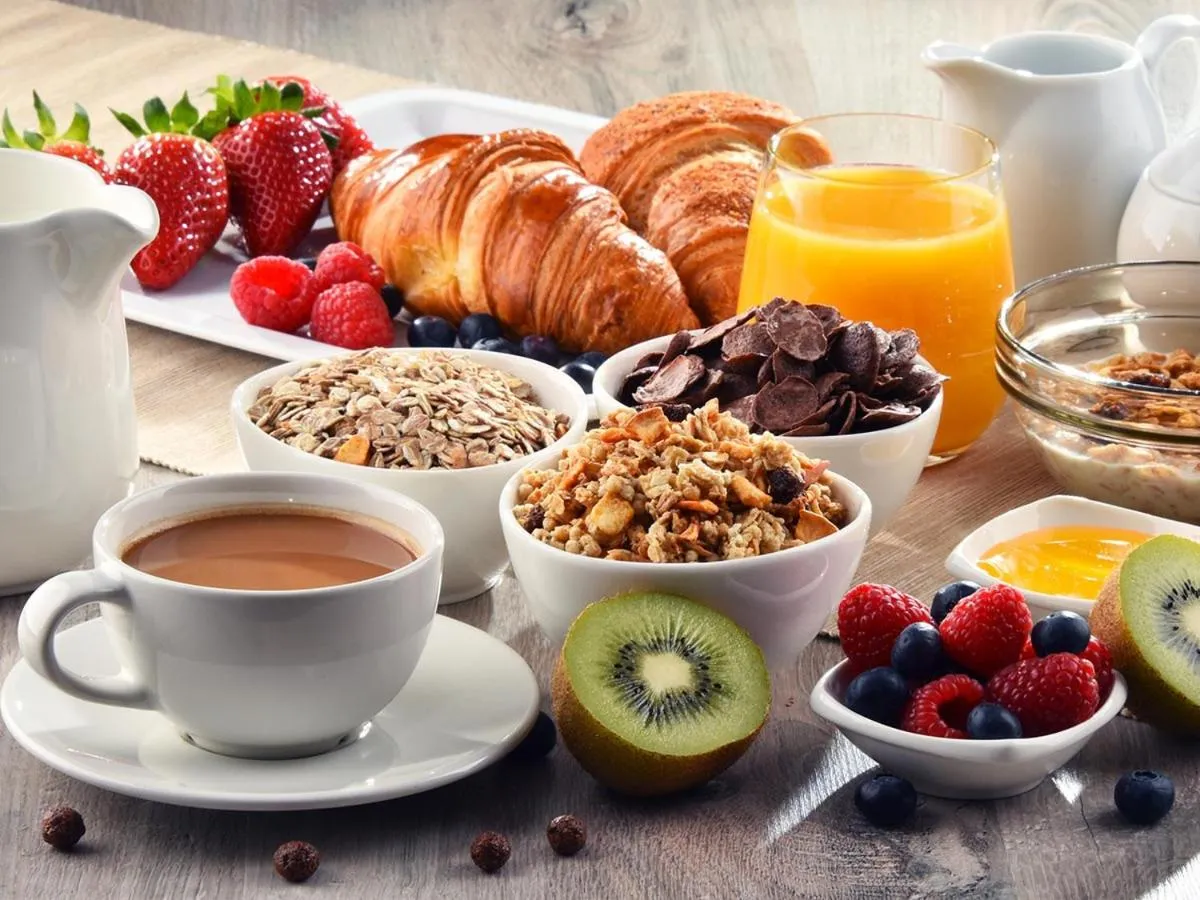 Breakfast in Hotel Caravelle