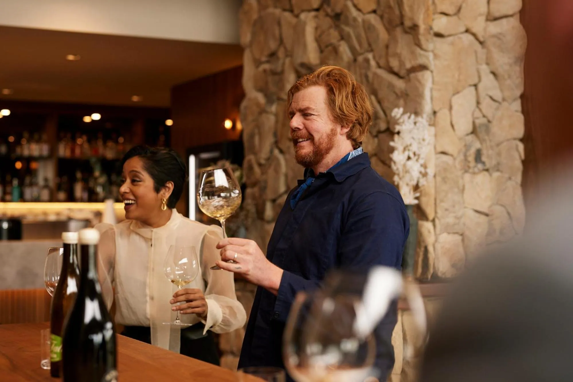 Lounge or bar in Sequoia Lodge
