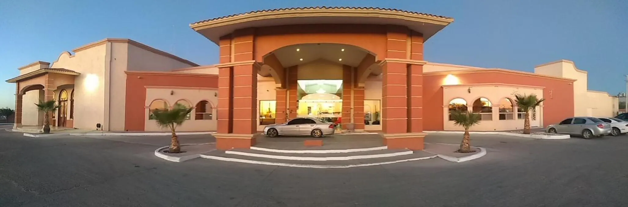 Facade/entrance in Hotel Jiménez Plaza