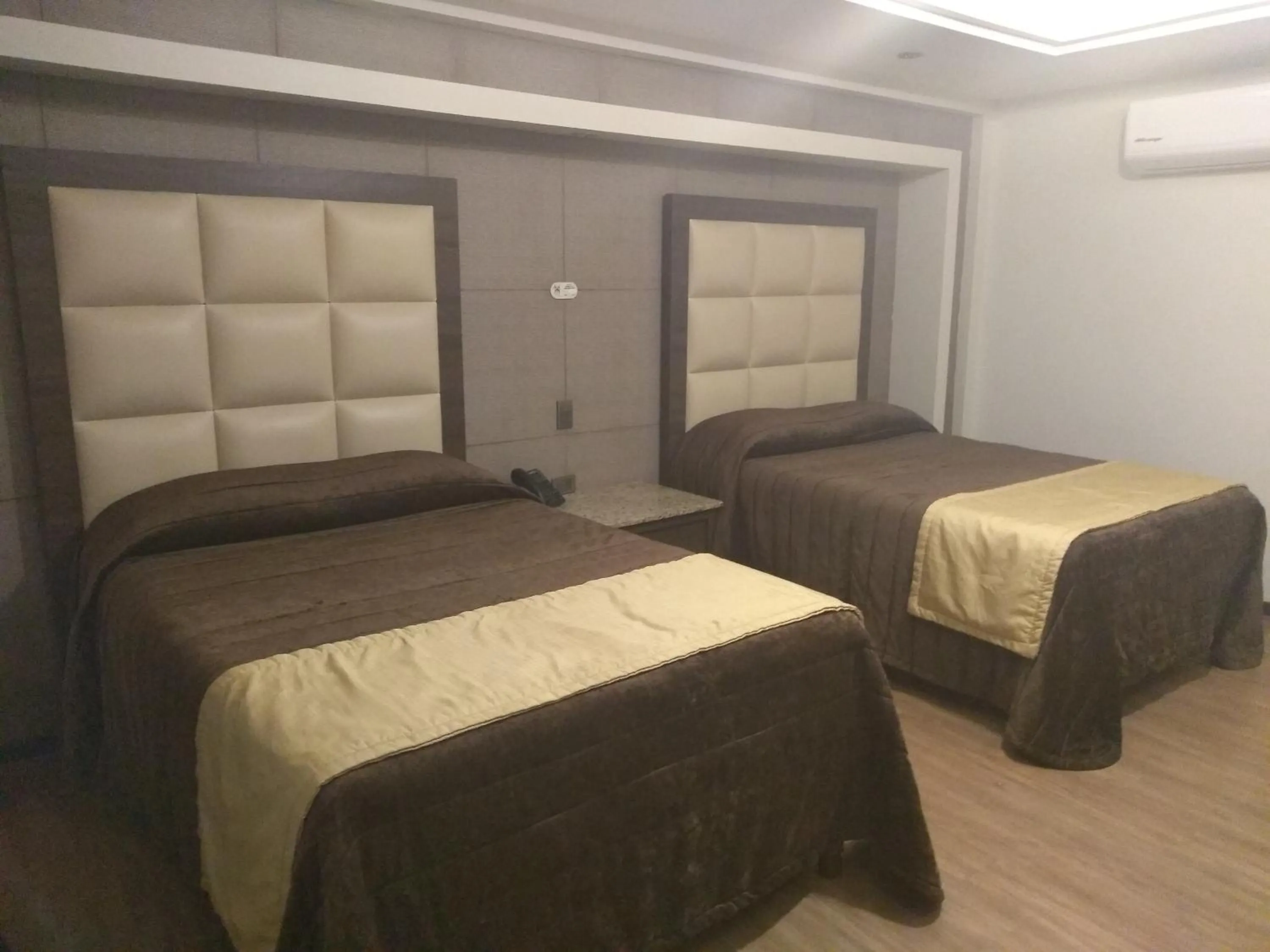 Bed in Hotel Jiménez Plaza