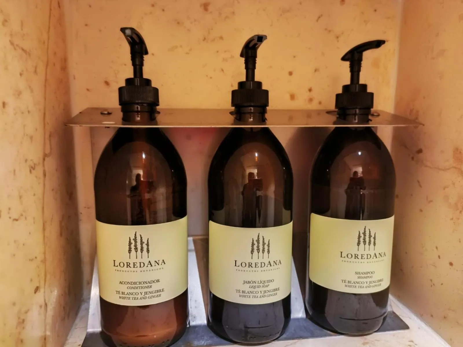 Bathroom in Hotel Tres Vidas Acapulco