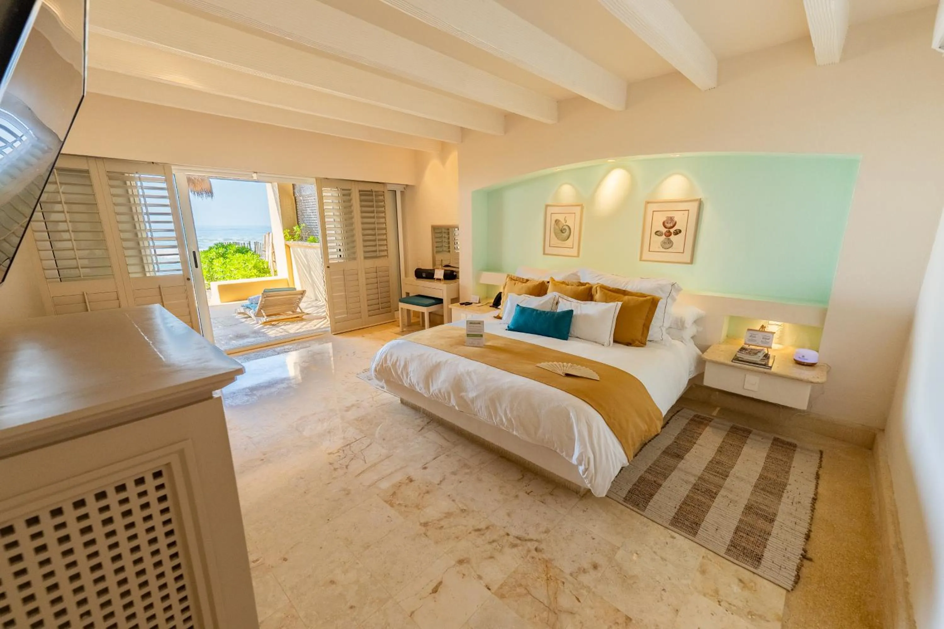 Bed in Hotel Tres Vidas Acapulco