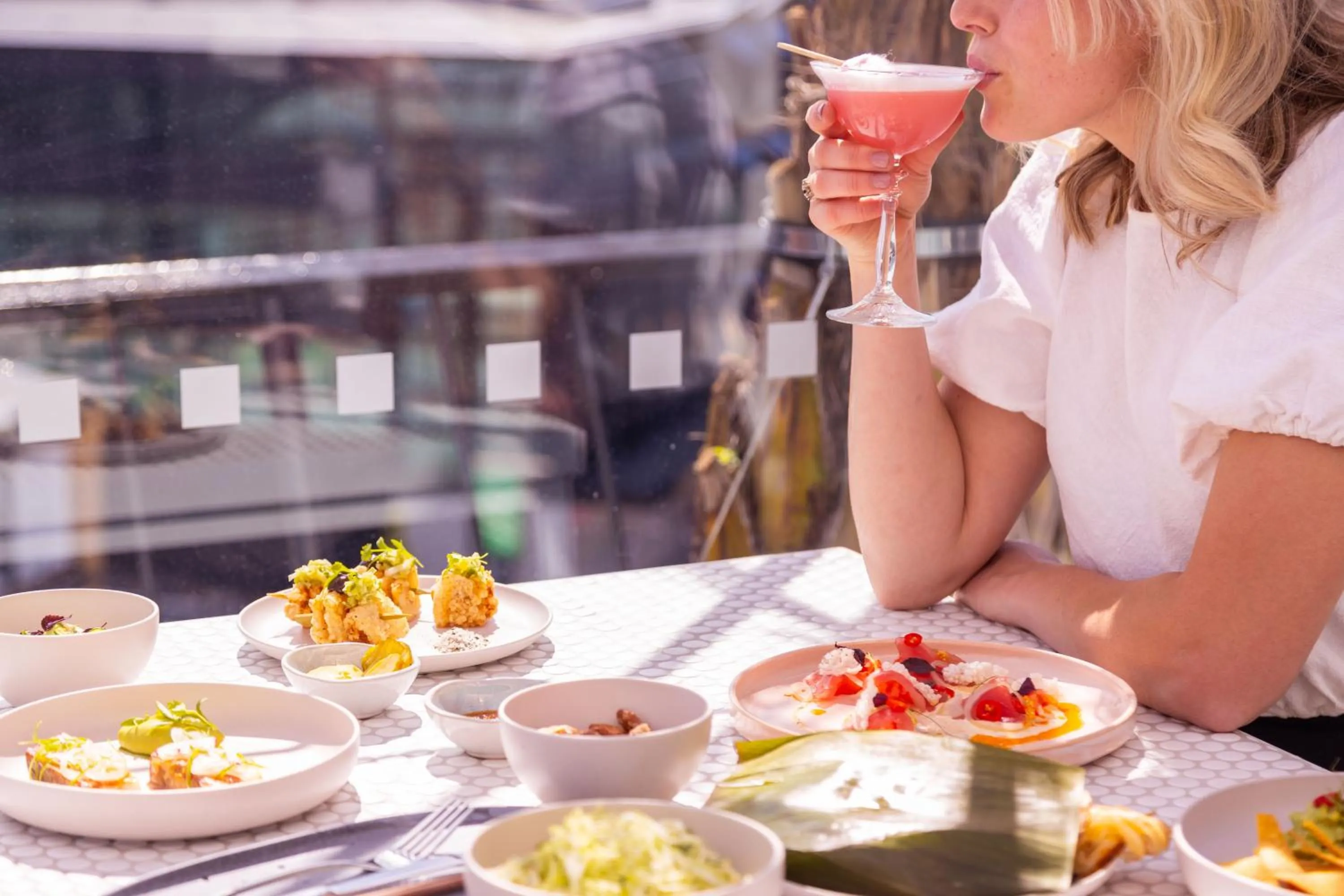 Food and drinks in The Muse Christchurch Art Hotel