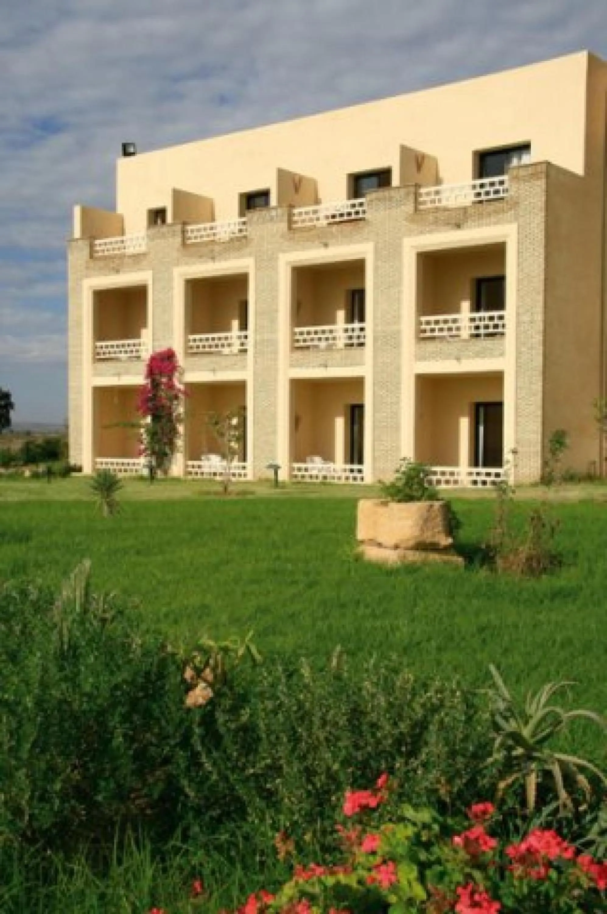 Property building in Sufetula Hotel