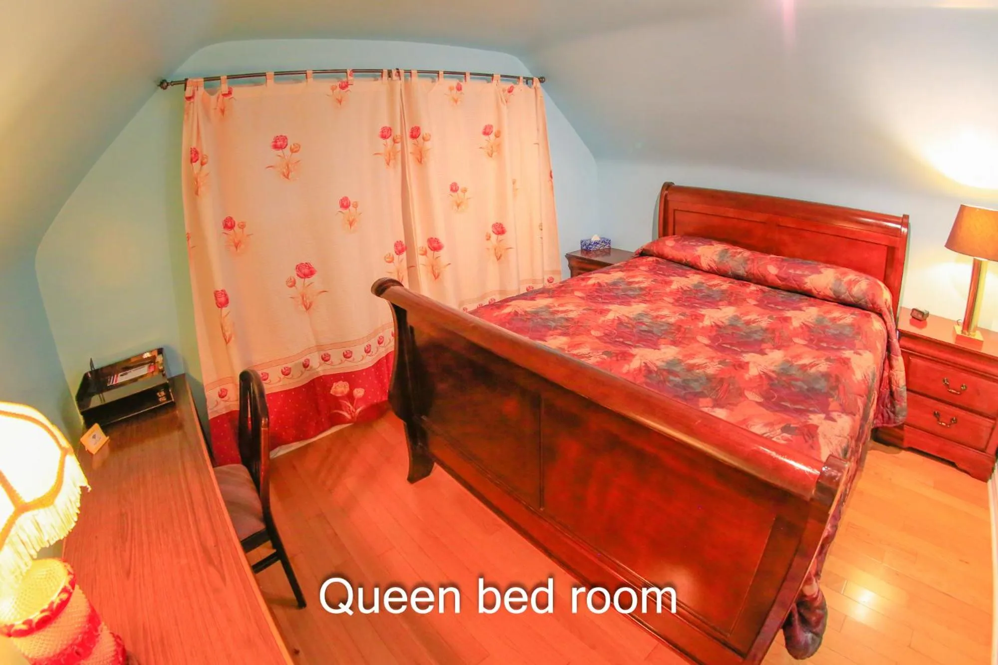 Bed in Comfort Home Toronto