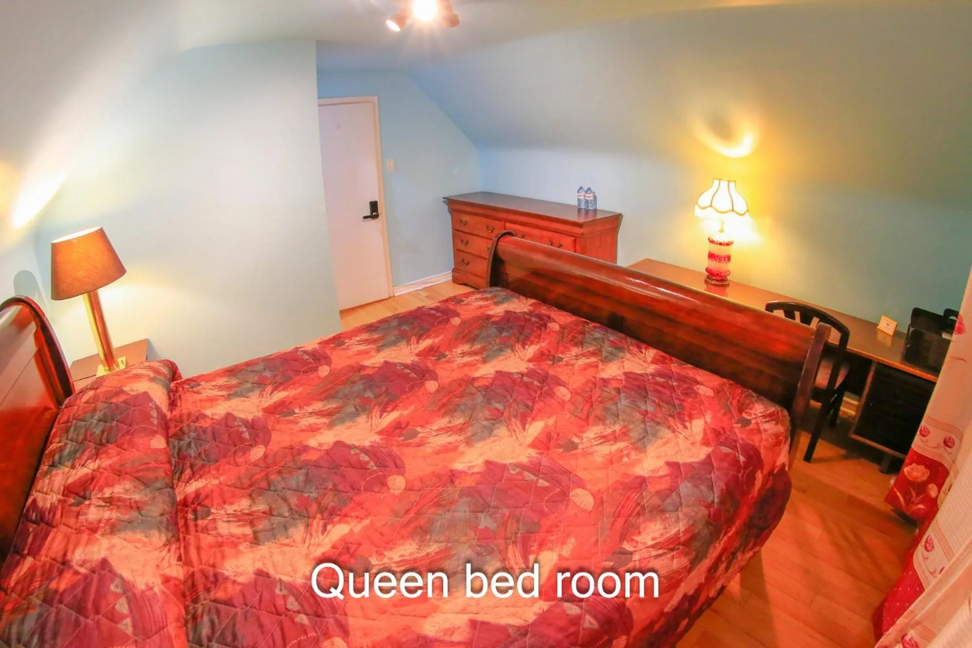 Bed in Comfort Home Toronto