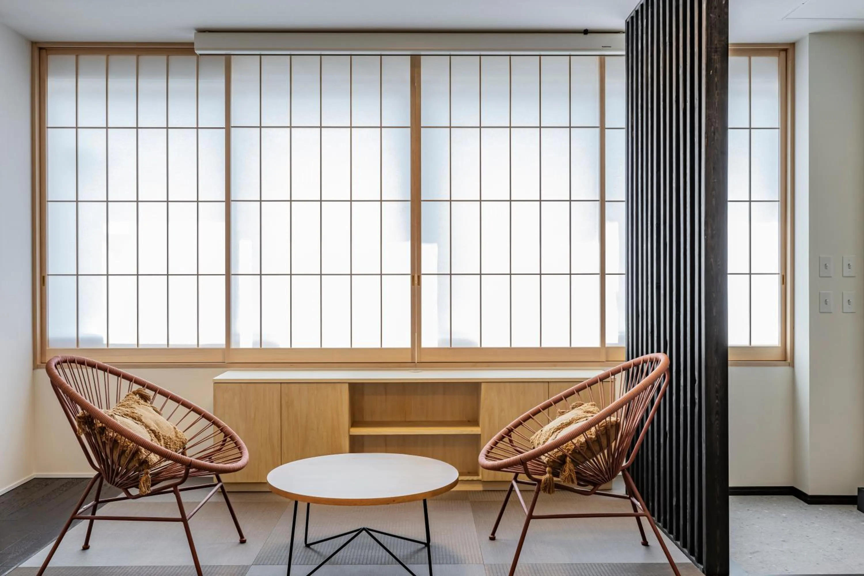 Living room in ビル泊 -Birupaku Decentralized Hotel-